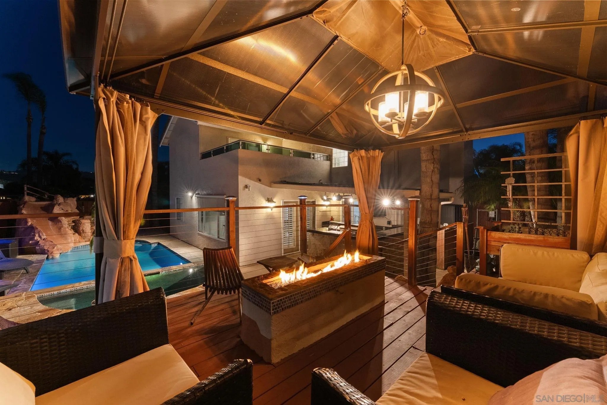 10253 Paseo Park — photo