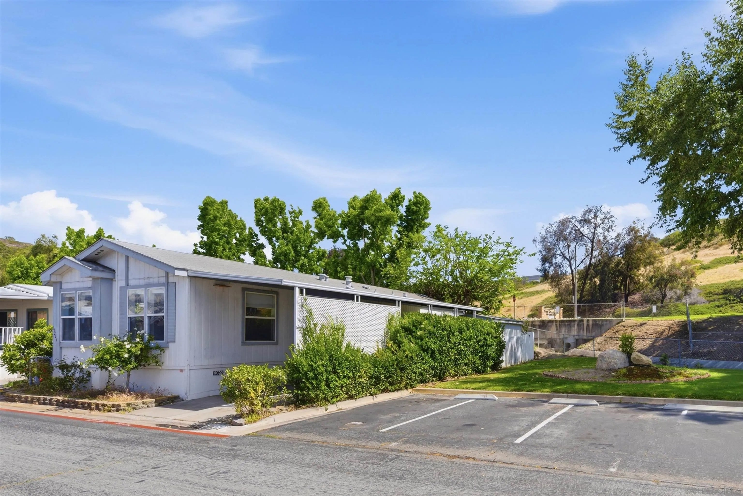 13207 Alpine 189 — photo