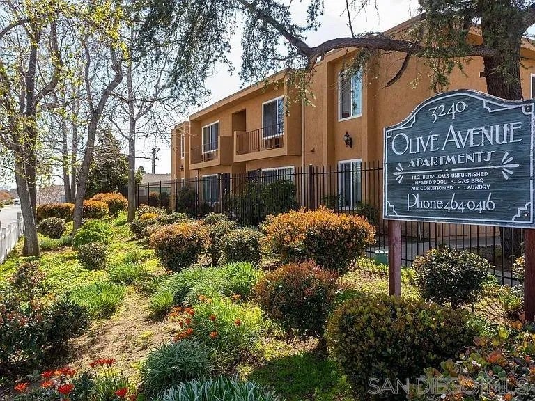 3240 Olive Street 7 — photo