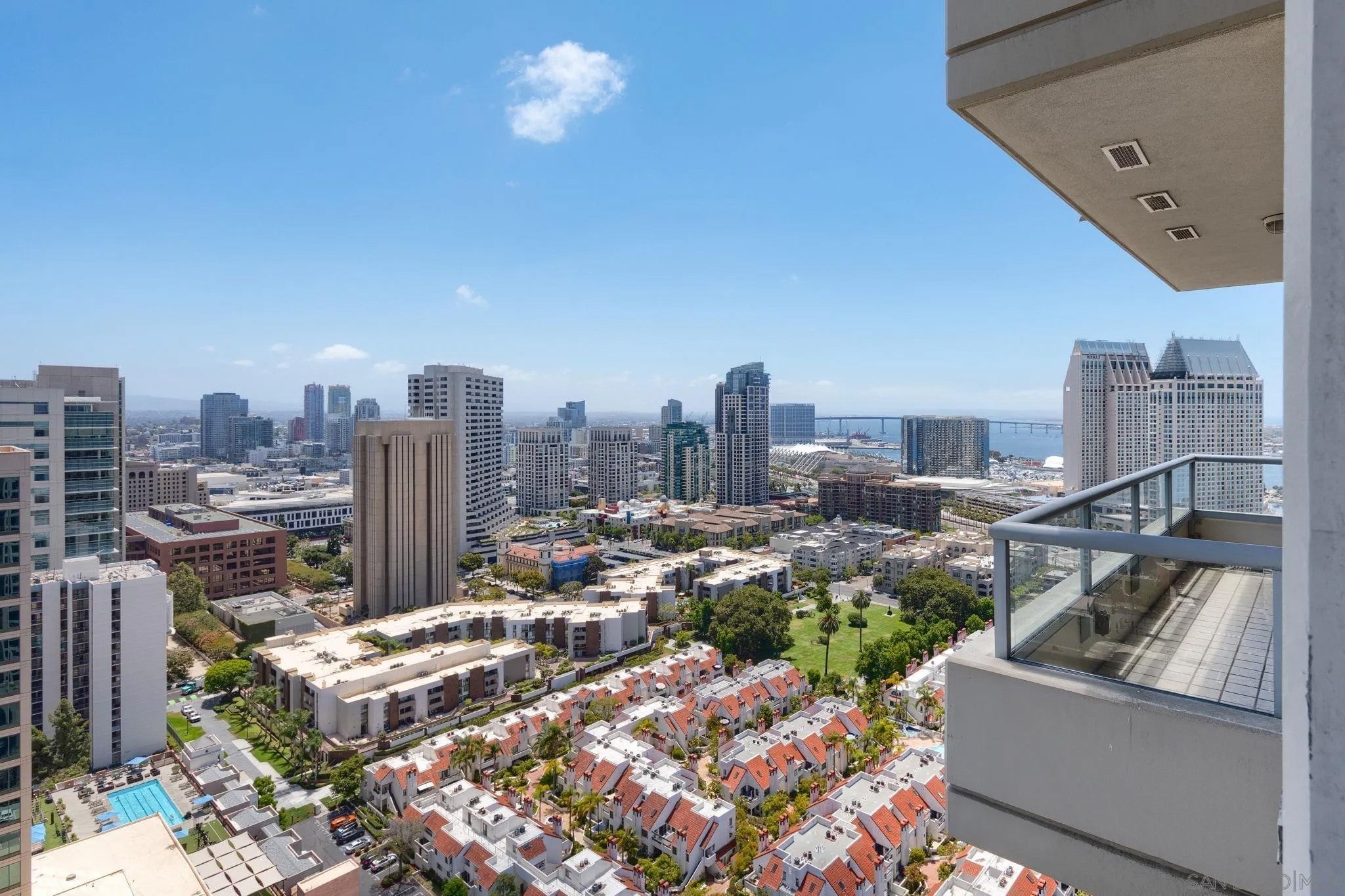 700 W E Street 2905 — photo