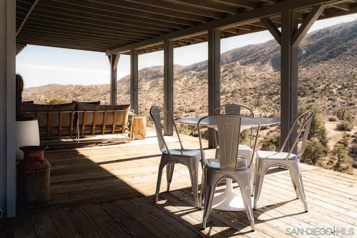 48311 Burns Canyon Rd — photo