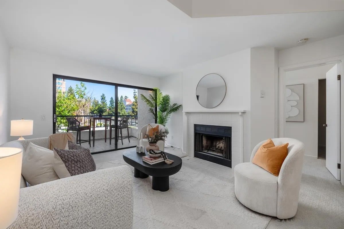 3525 Lebon Dr. 302 — photo