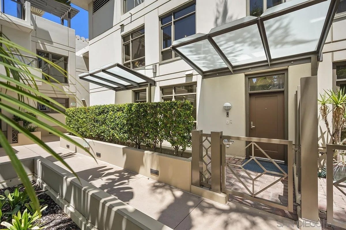 700 W E Street 510 — photo