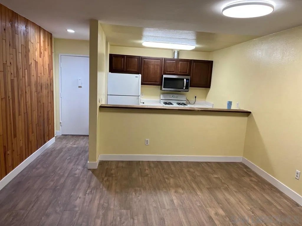 1621 Hotel Cir E131 — photo