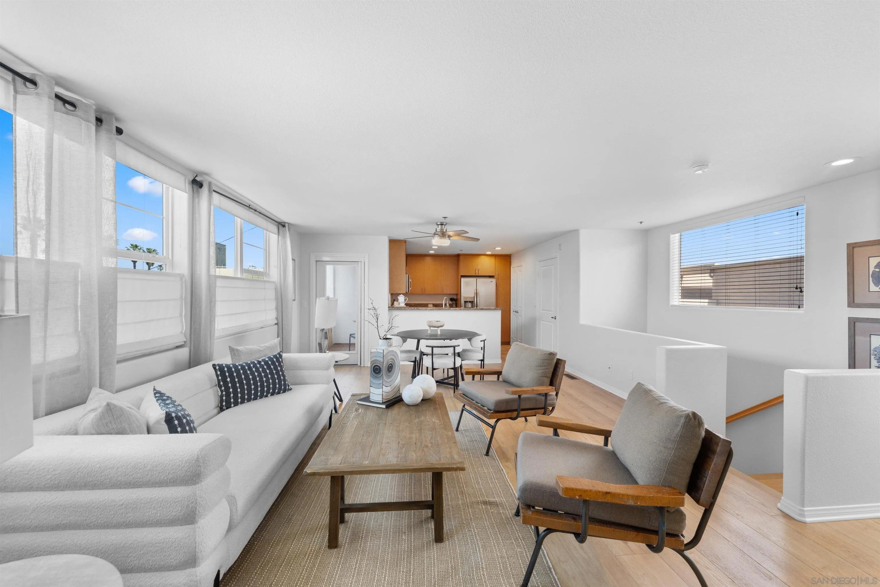 924 Hornblend St 31 — photo