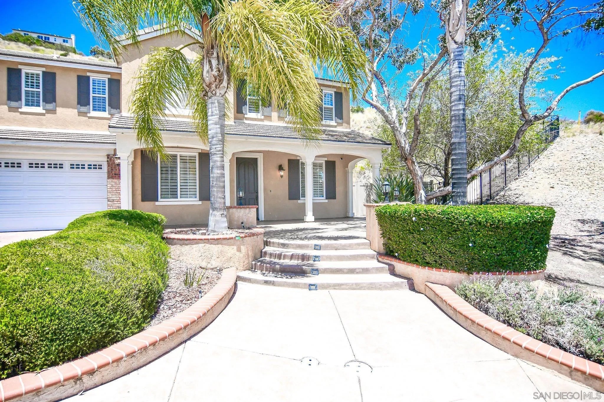 3805 Sacramento Dr — photo