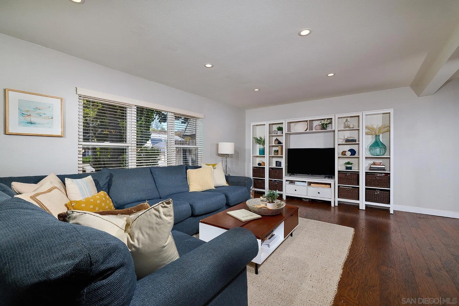 15019 Amso Street — photo