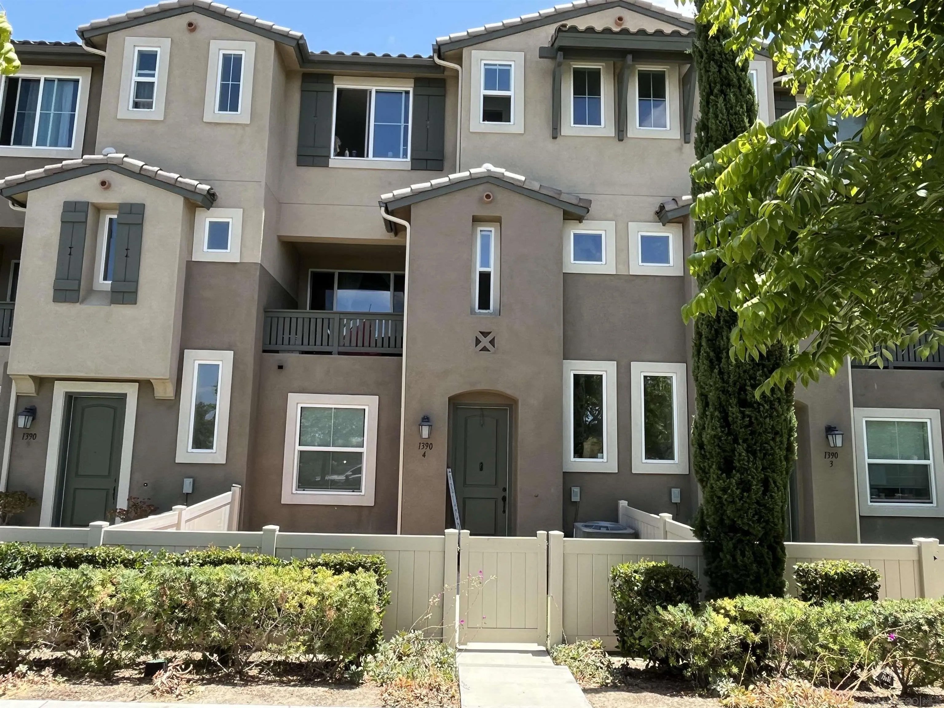 1390 Santa Victoria Rd 4 — photo
