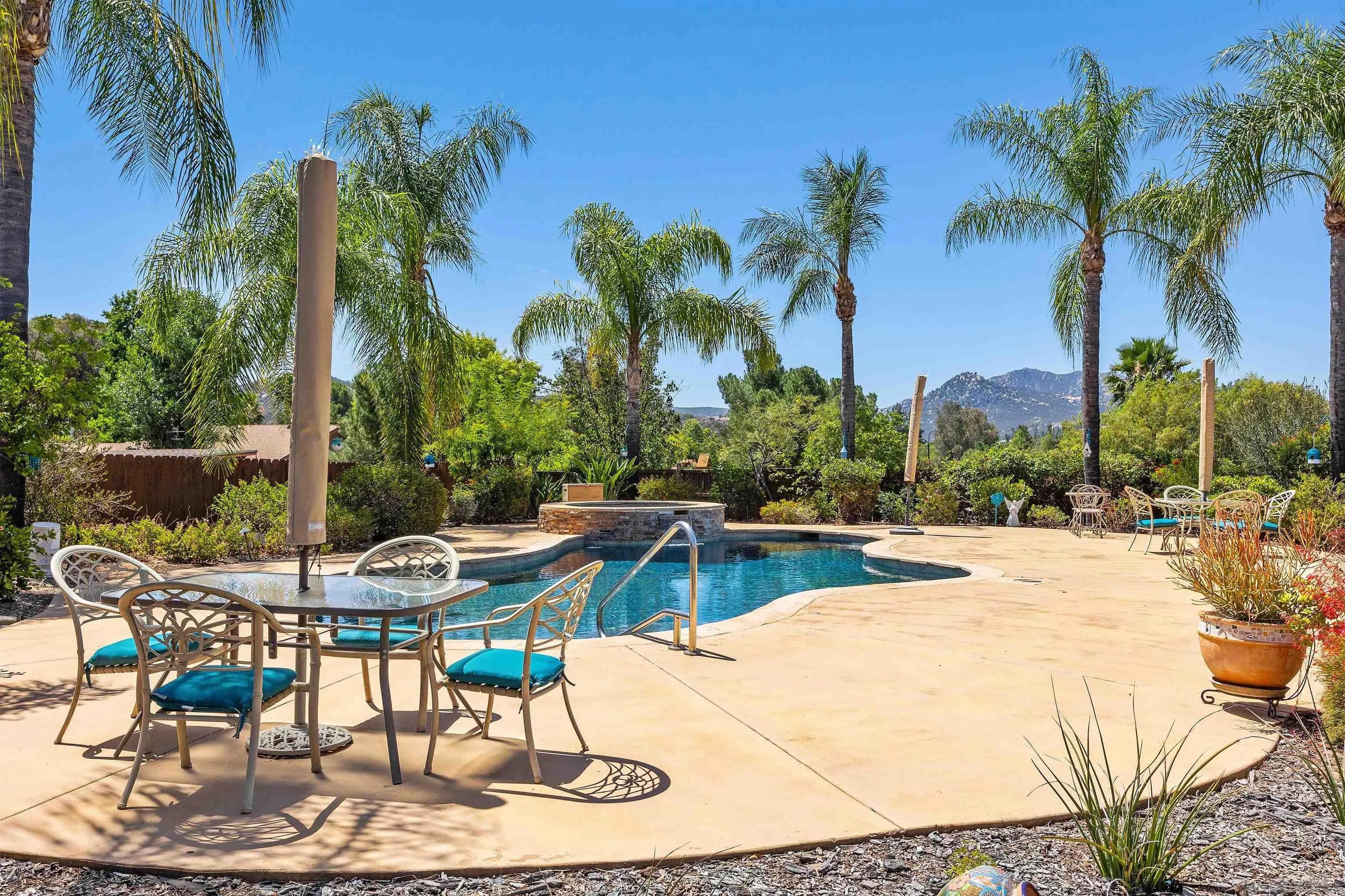 16759 Open View — photo