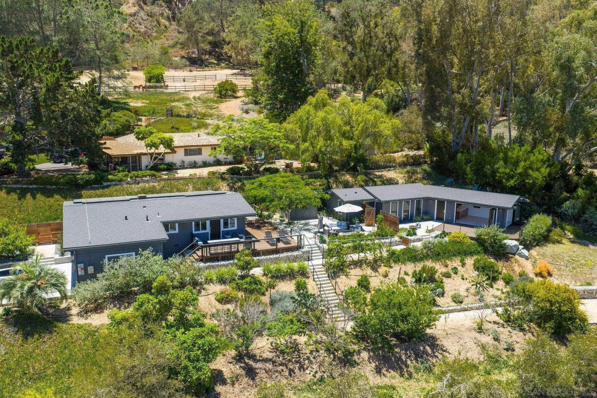 1604-6 San Dieguito Dr — photo