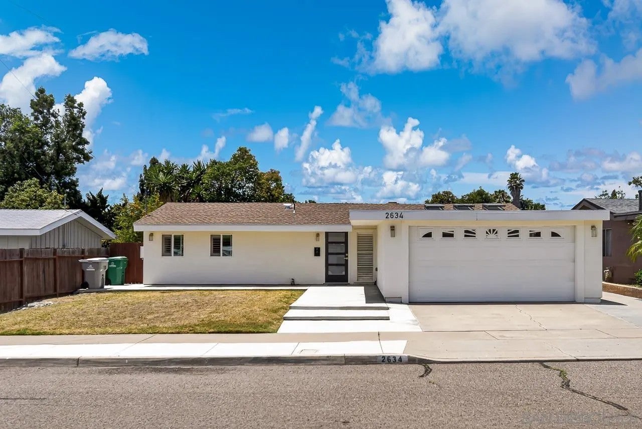 2634 Marathon Dr. — photo
