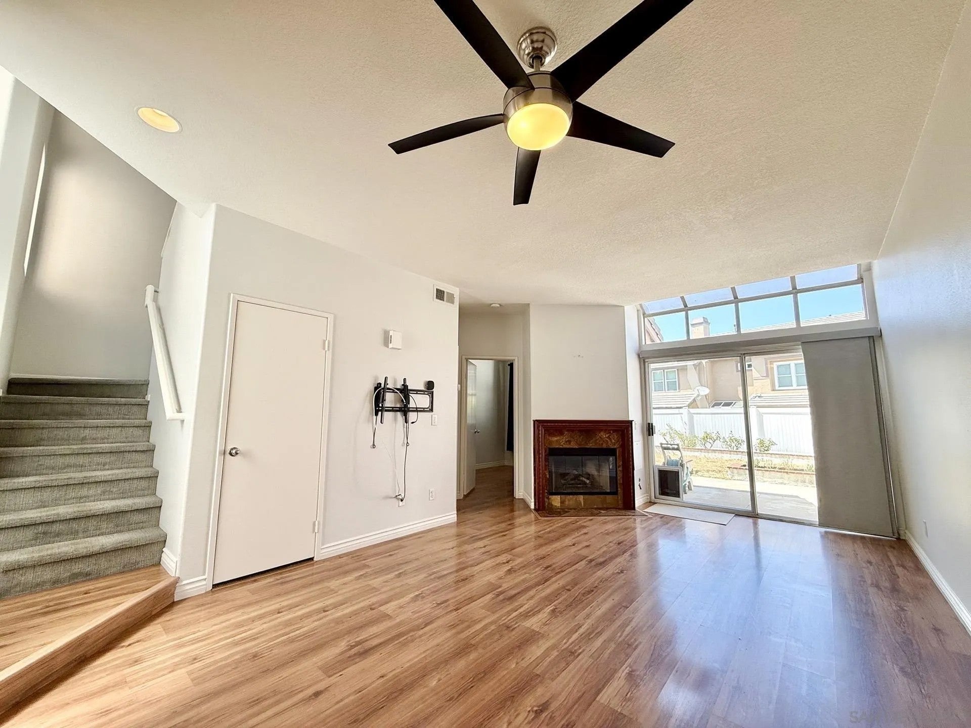 992 S Country Glen Way — photo