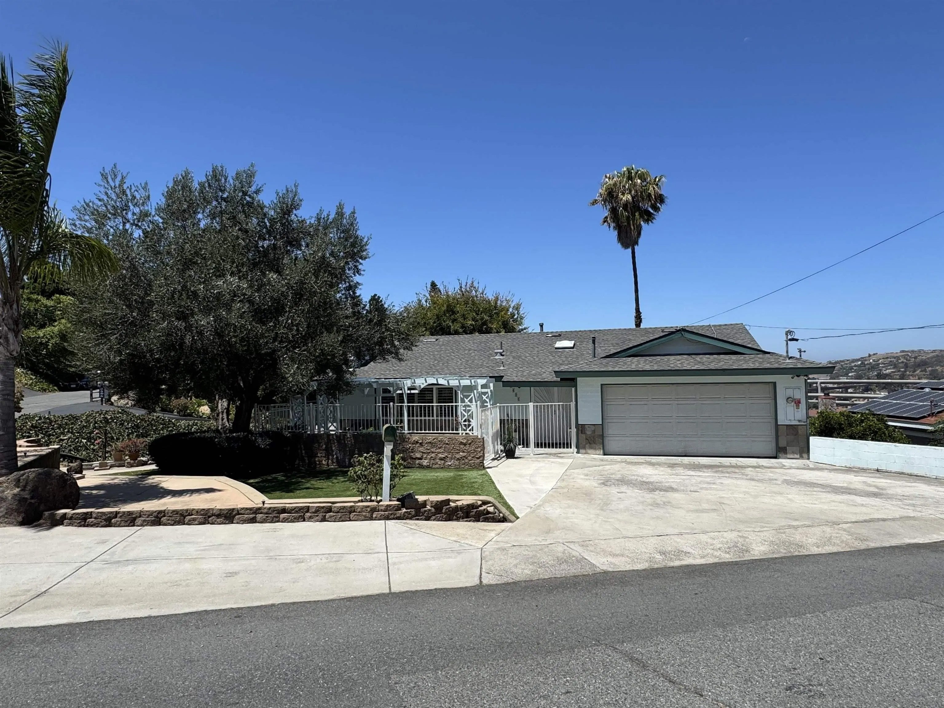 3606 Hartzel Dr — photo