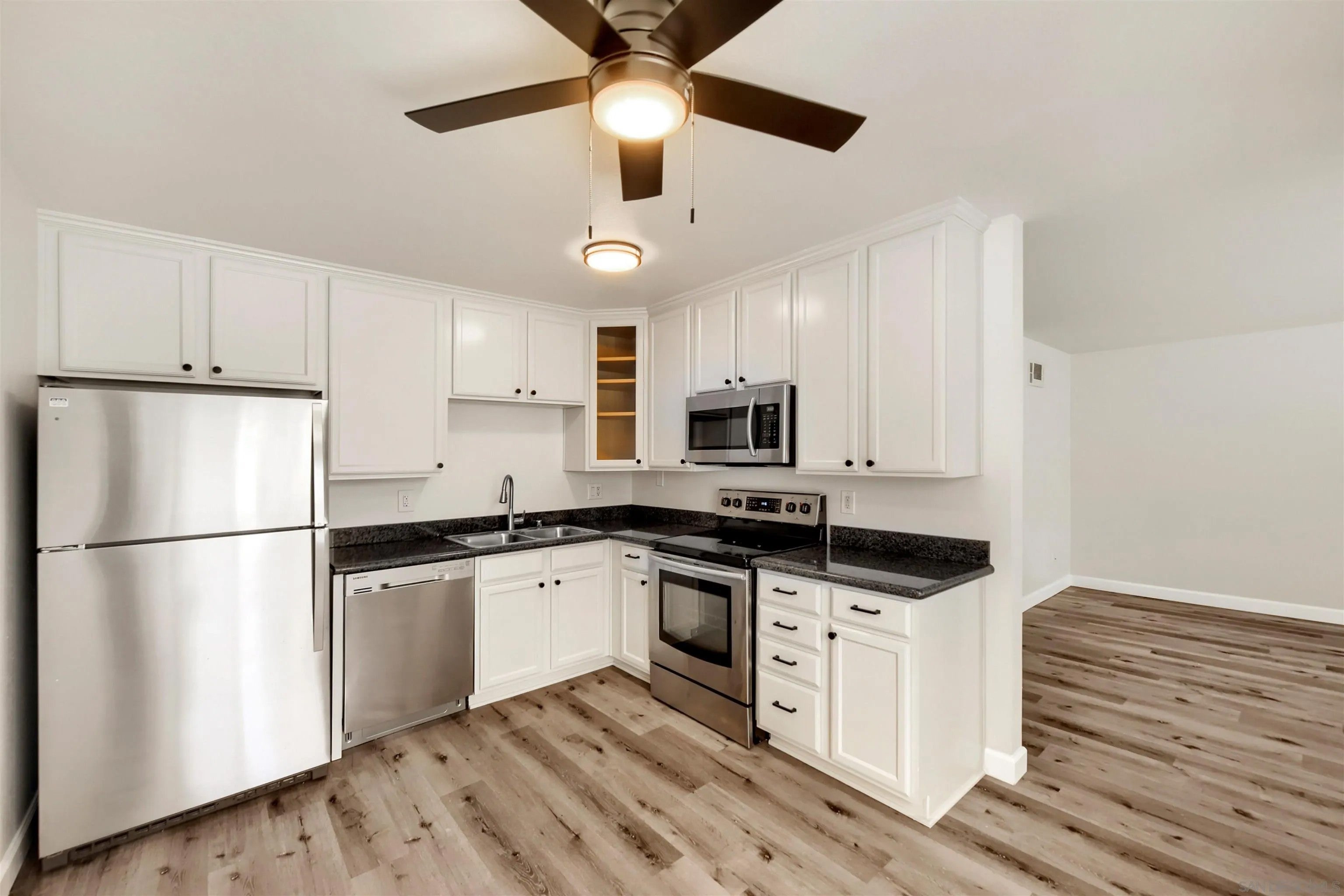 6333 College Grove Way 5111 — photo