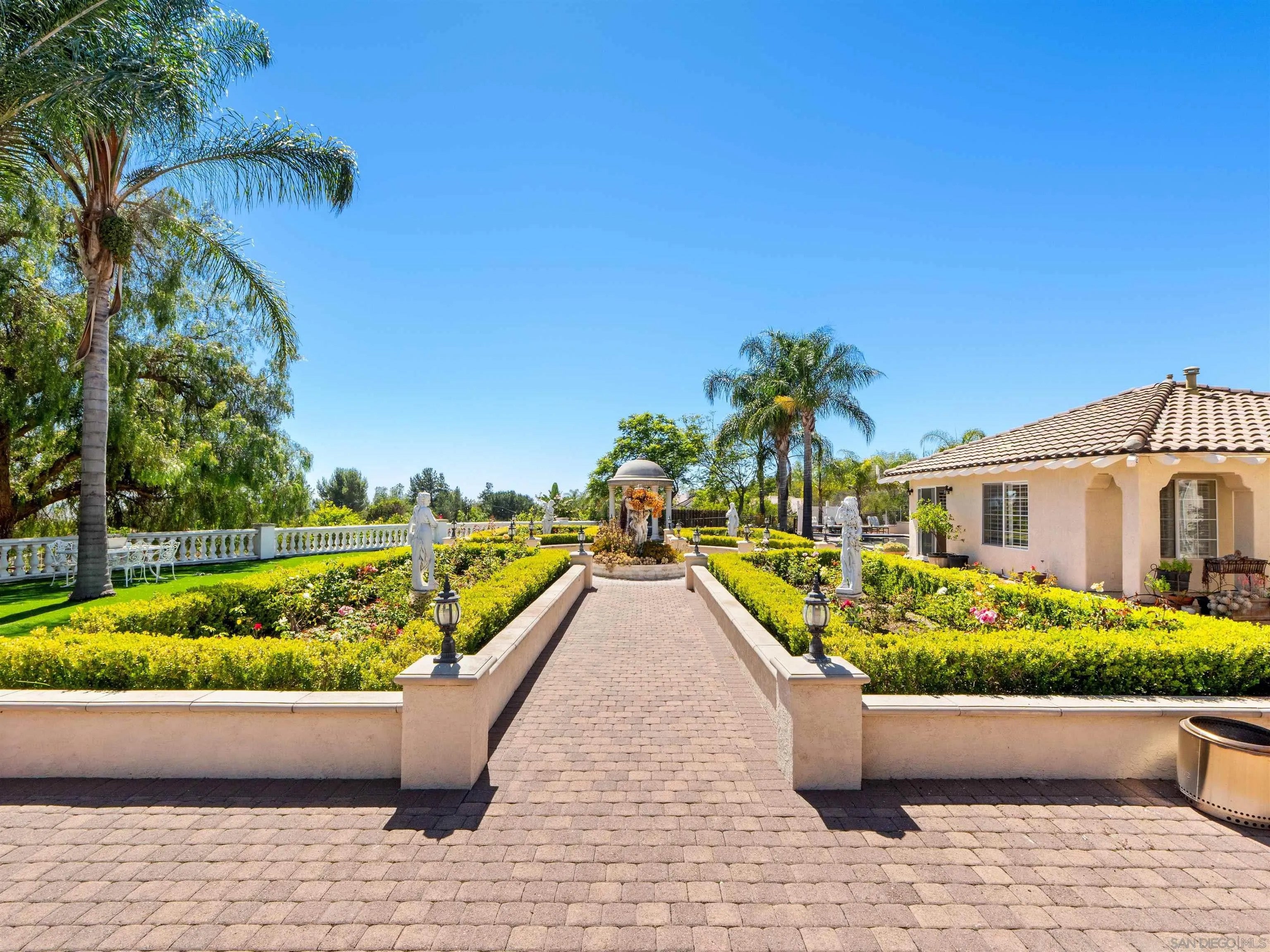 15043 Saddle Creek Drive — photo