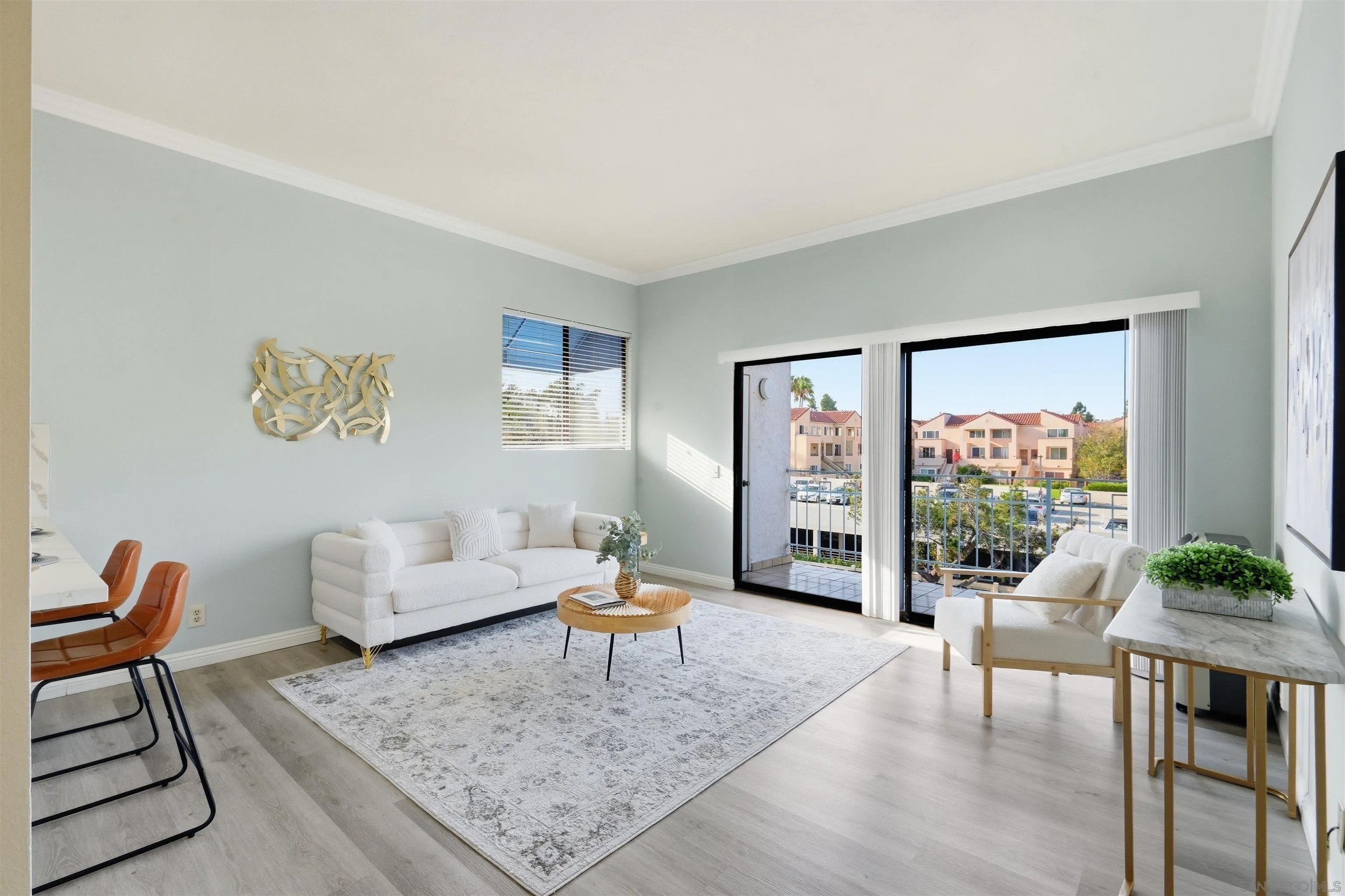 8310 Regents Rd 3H — photo