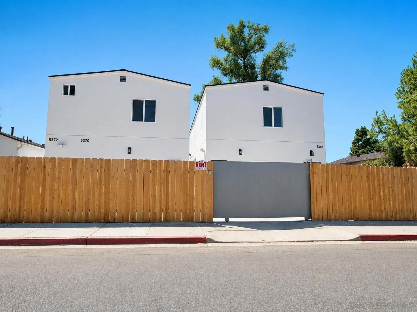 5370 Nutmeg St — photo