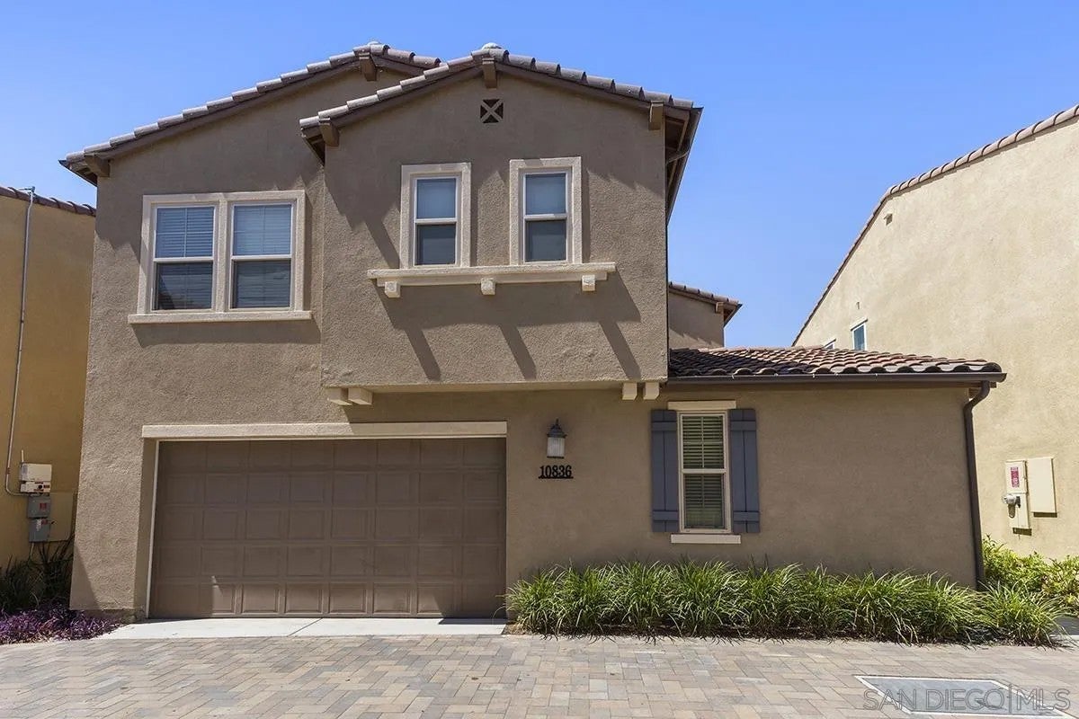 10836 Everly Way — photo