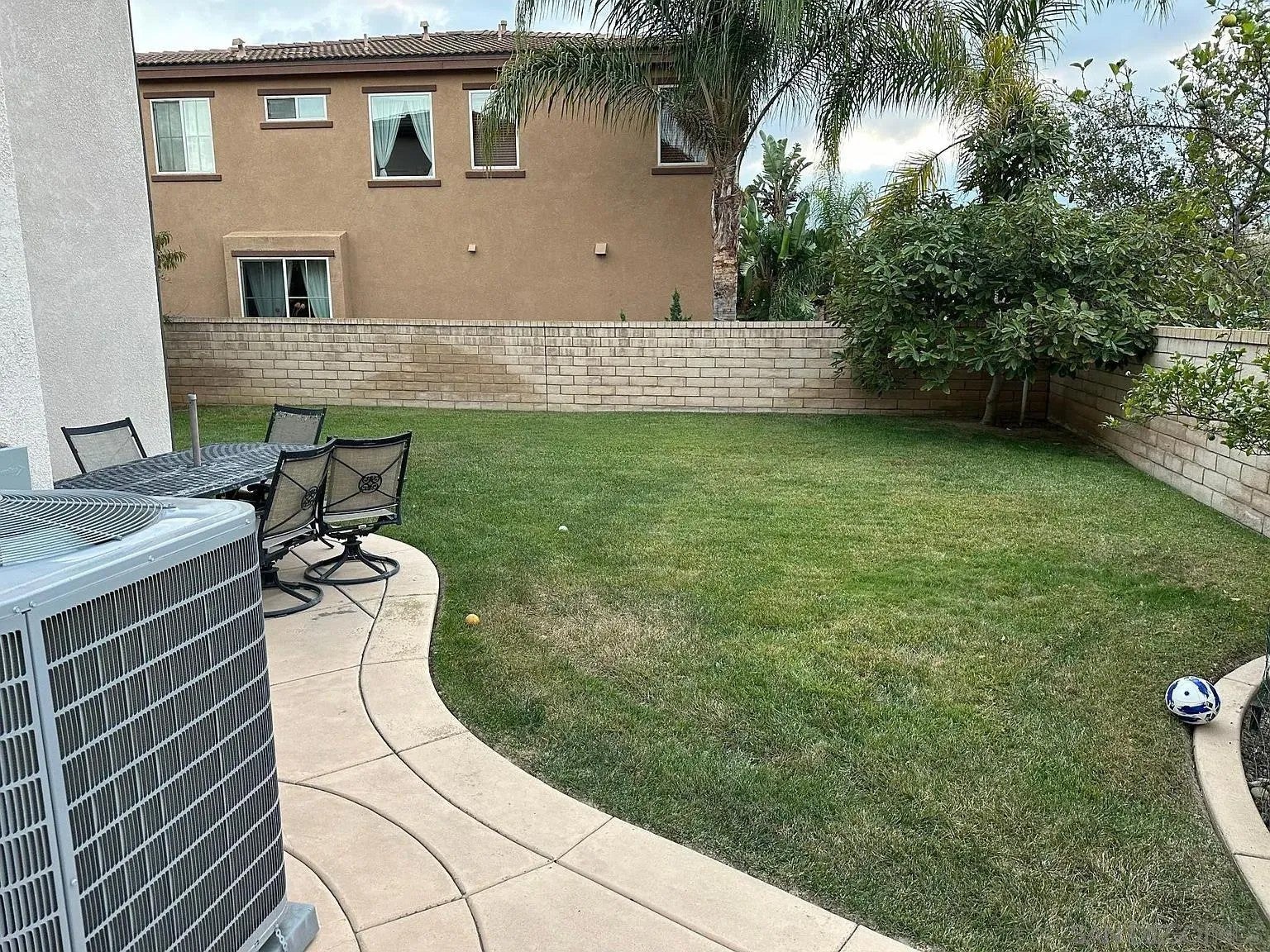 11320 Laurelcrest Dr — photo