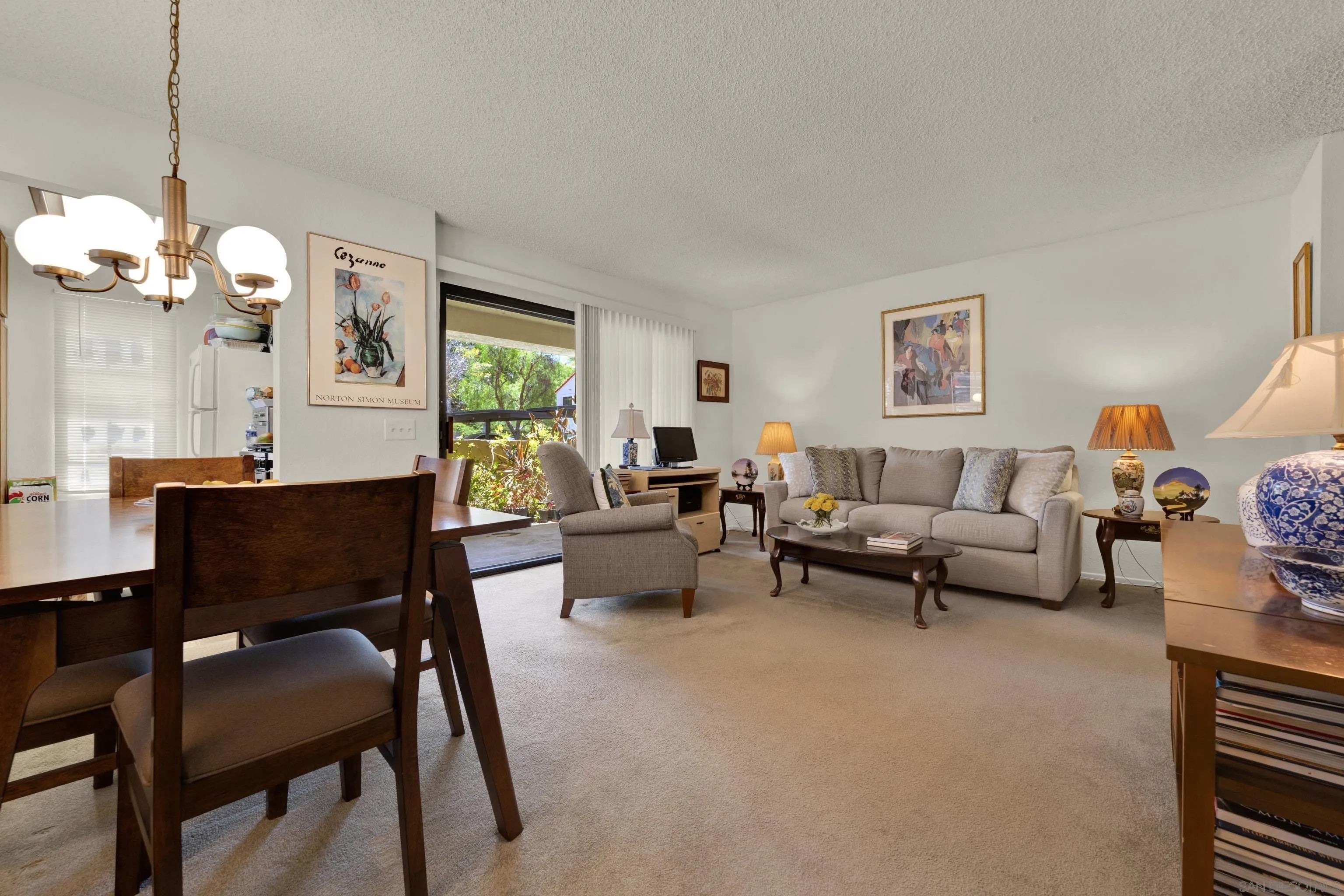 13211 Wimberly Sq. 285 — photo