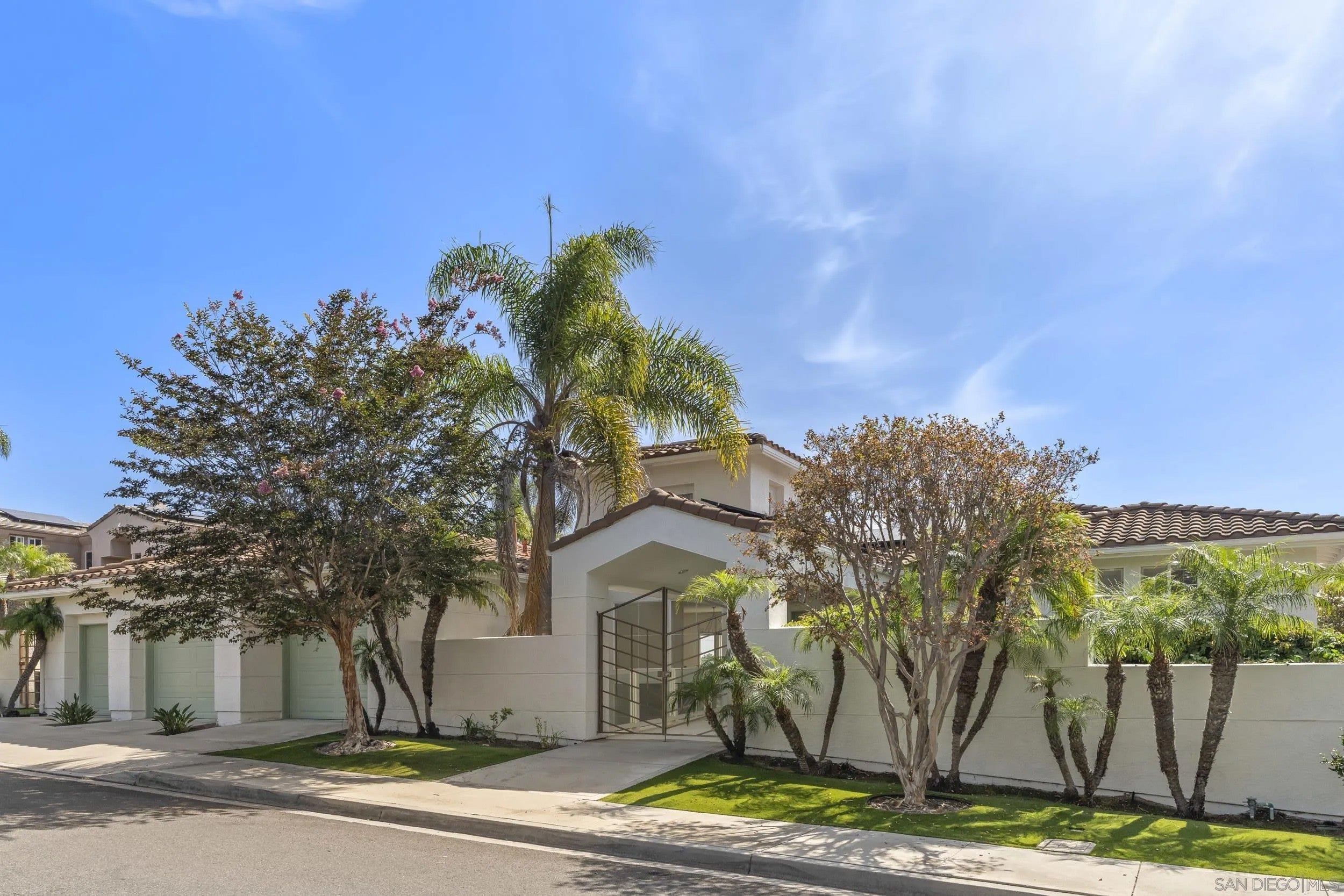 941 Avocado Pl — photo