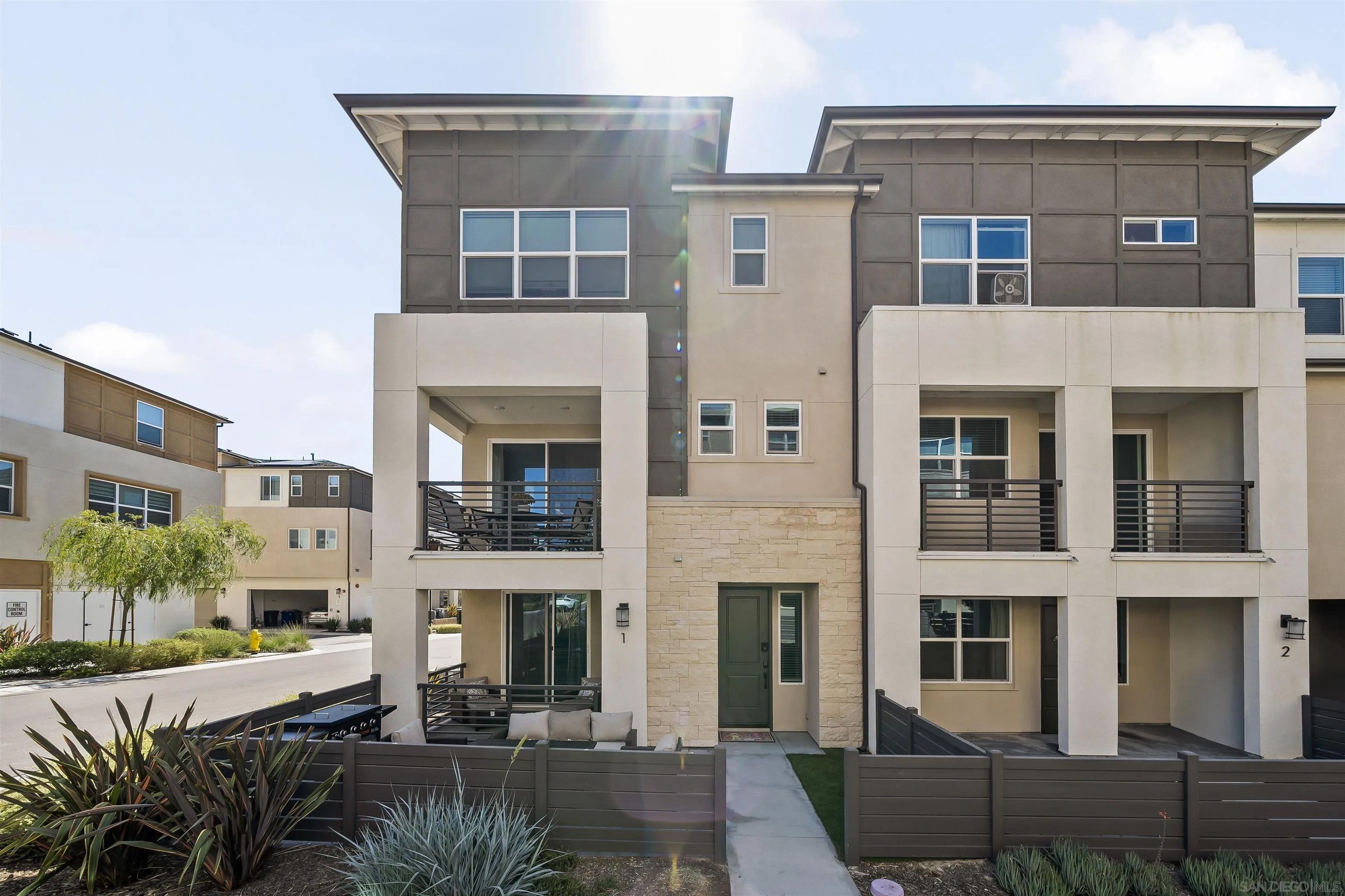 785 Vada St. #1 — photo