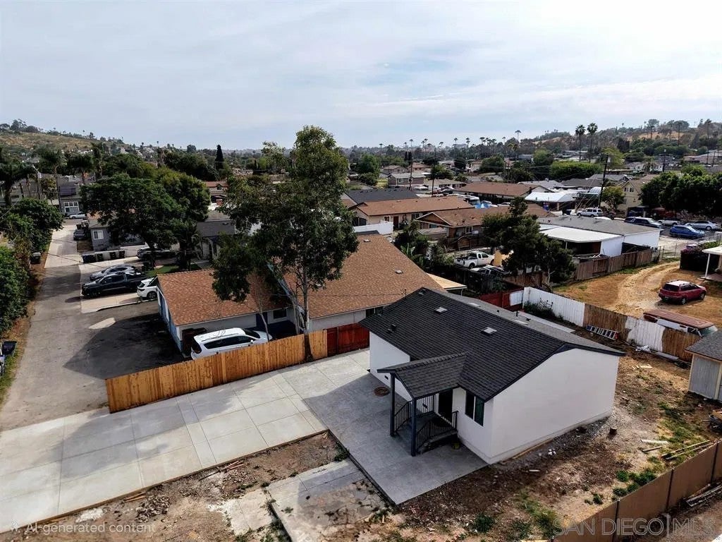 8836 Valencia St — photo