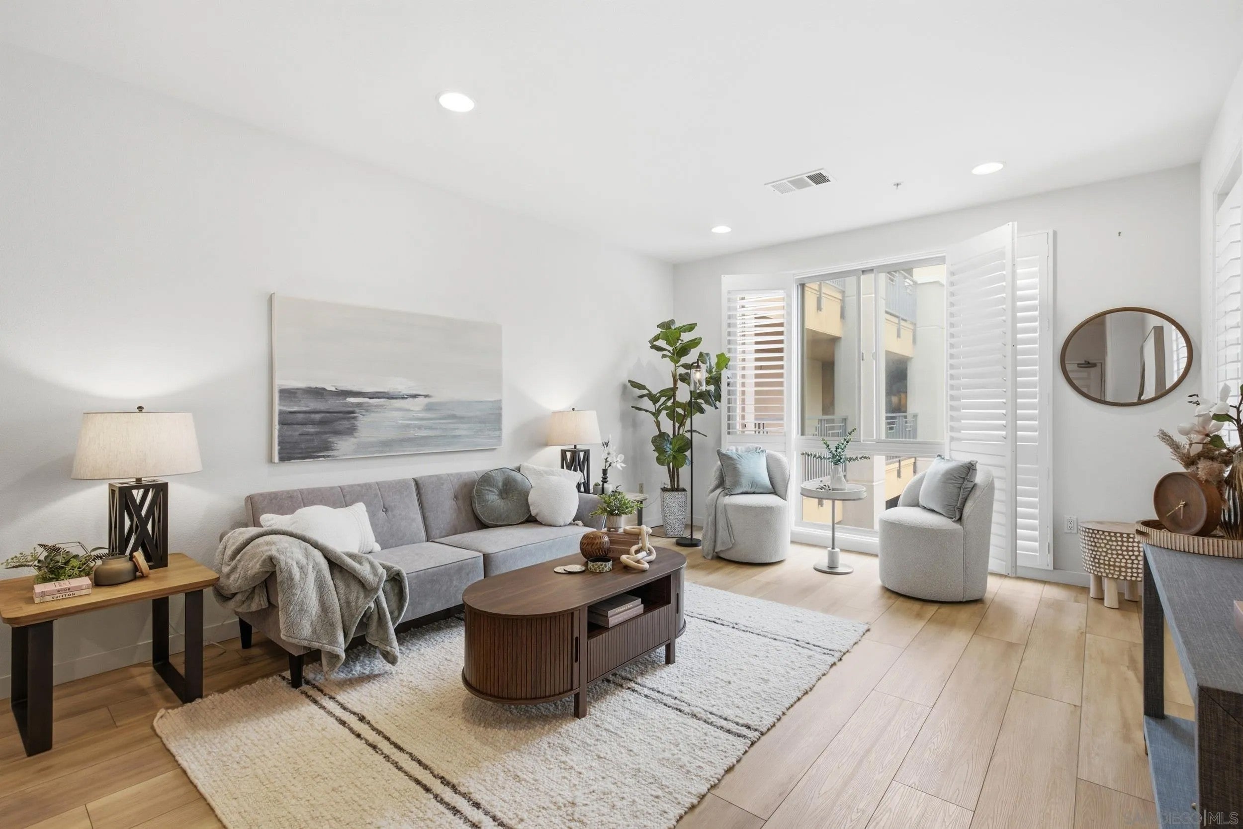 3887 Pell Pl 325 — photo