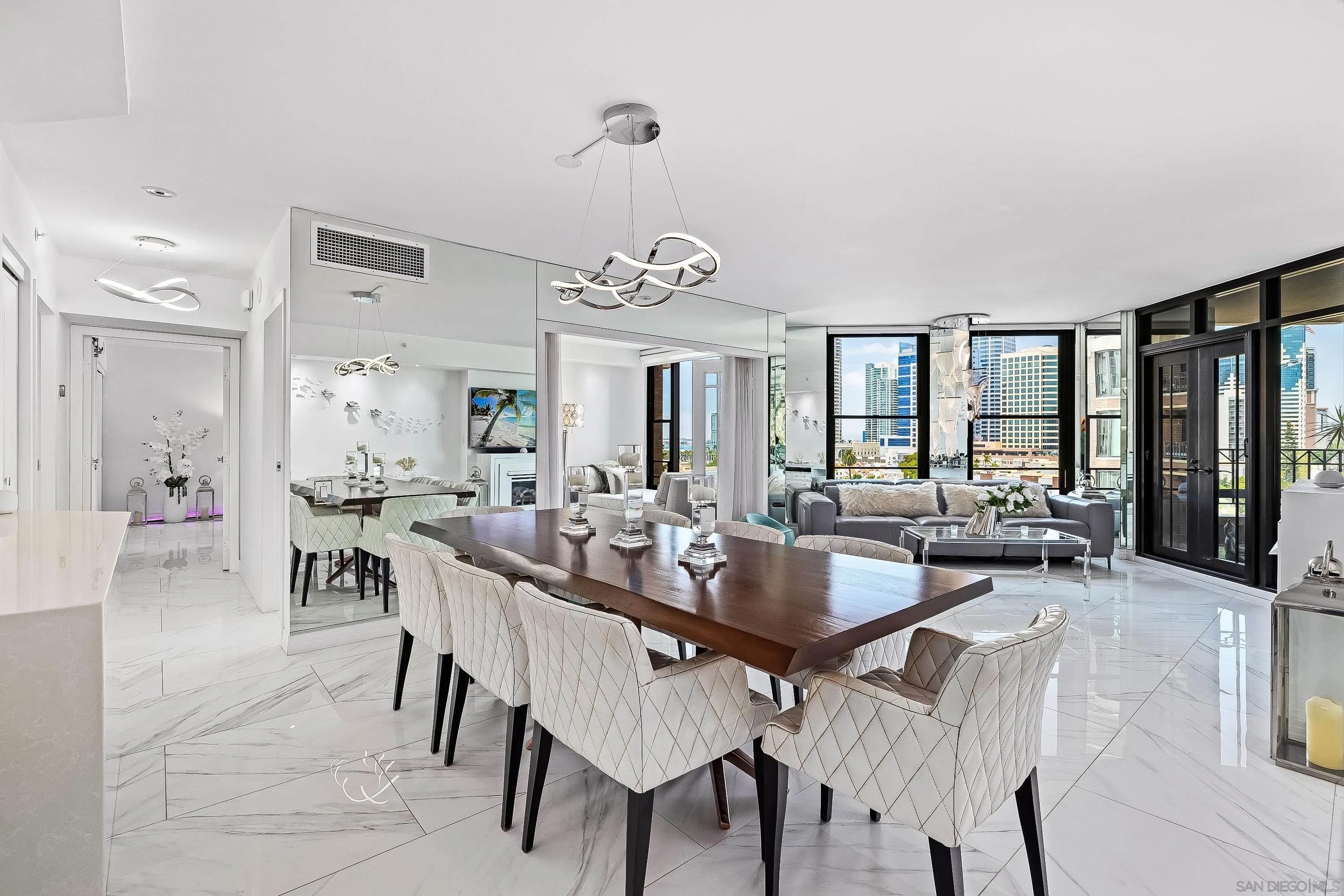 500 W Harbor Drive 1013 — photo