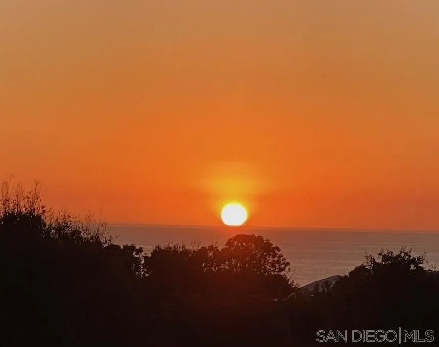 6550 Ponto Dr 4 — photo