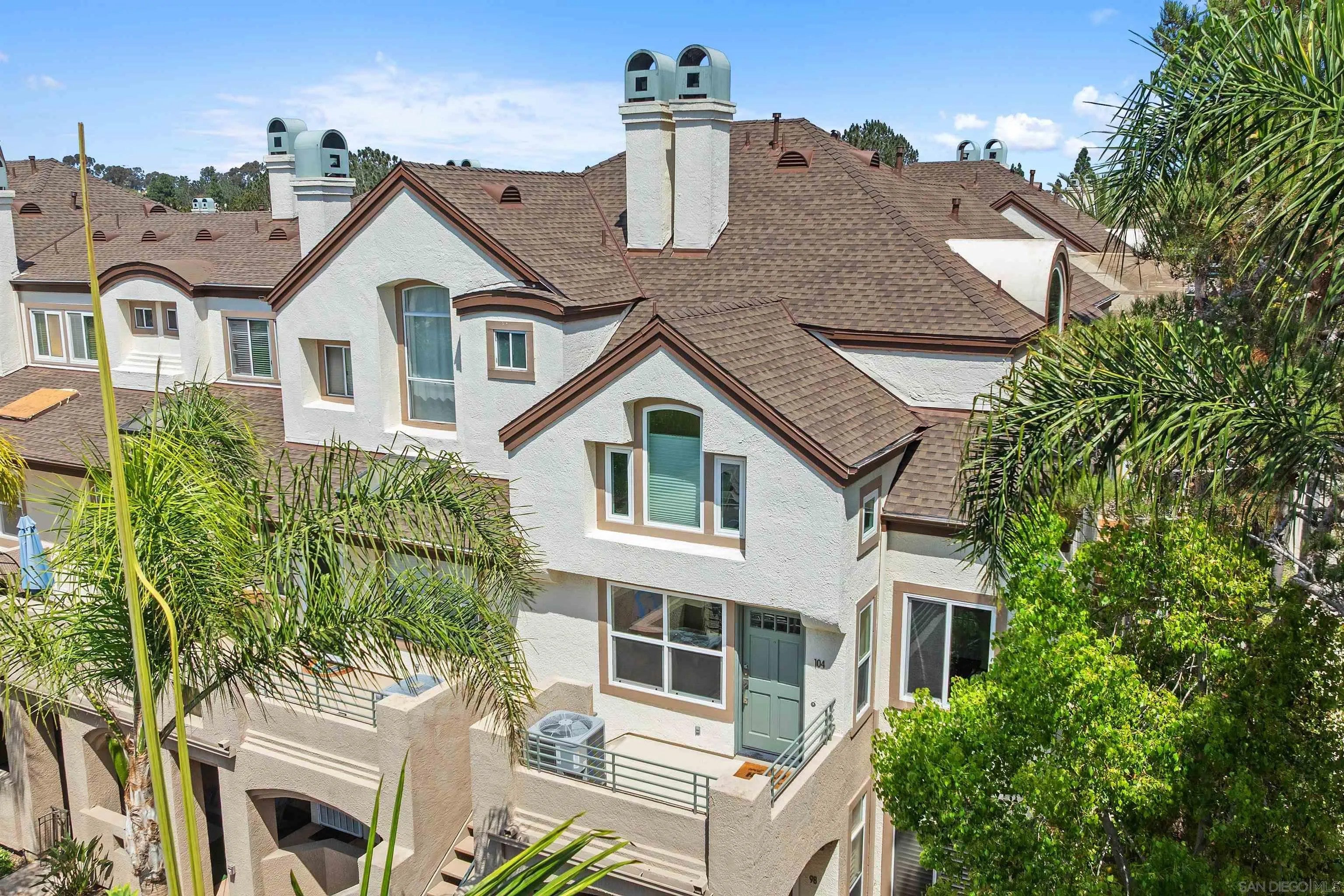 12626 Carmel Country 104 — photo