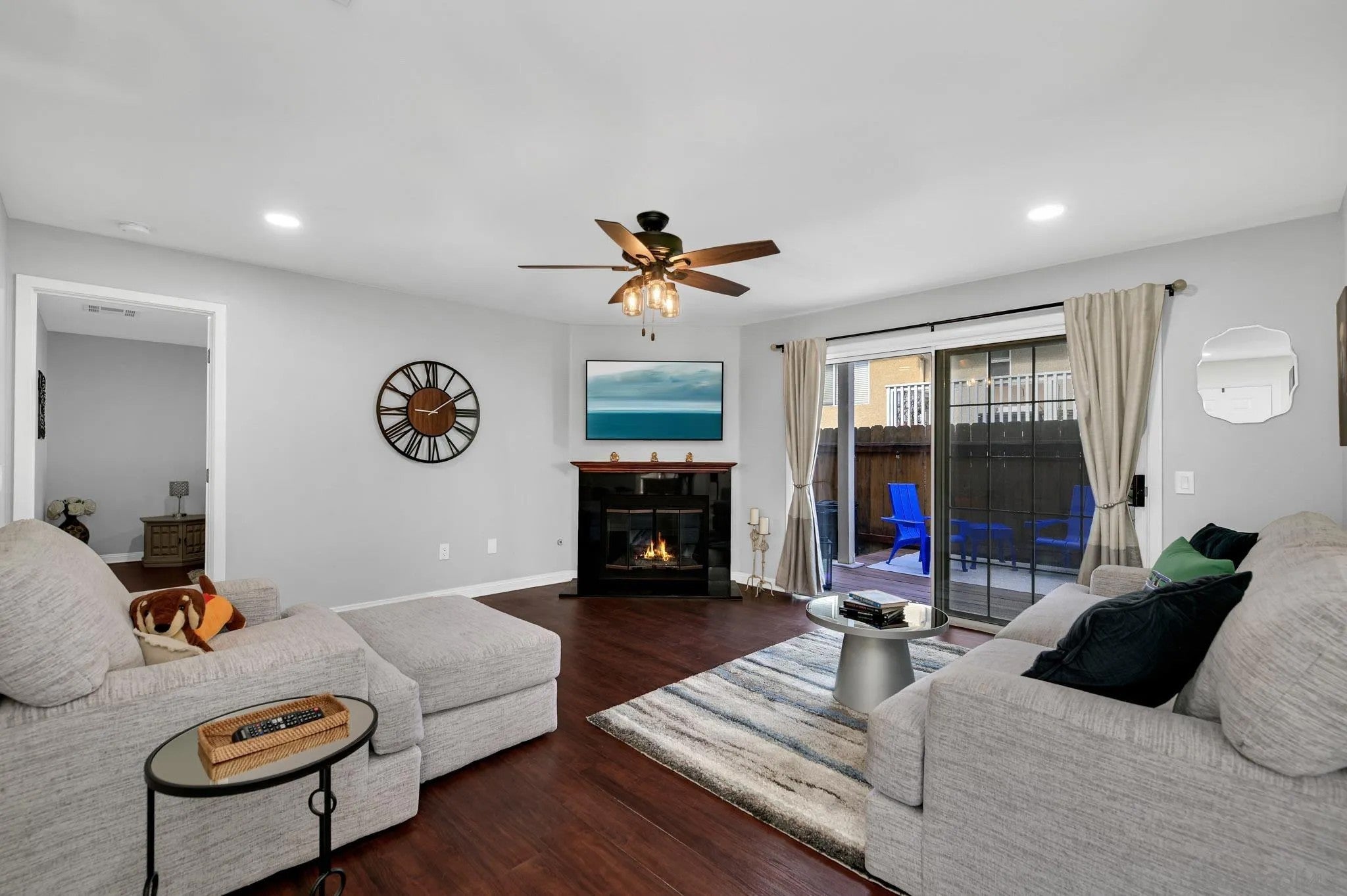 1352 Palomar — photo