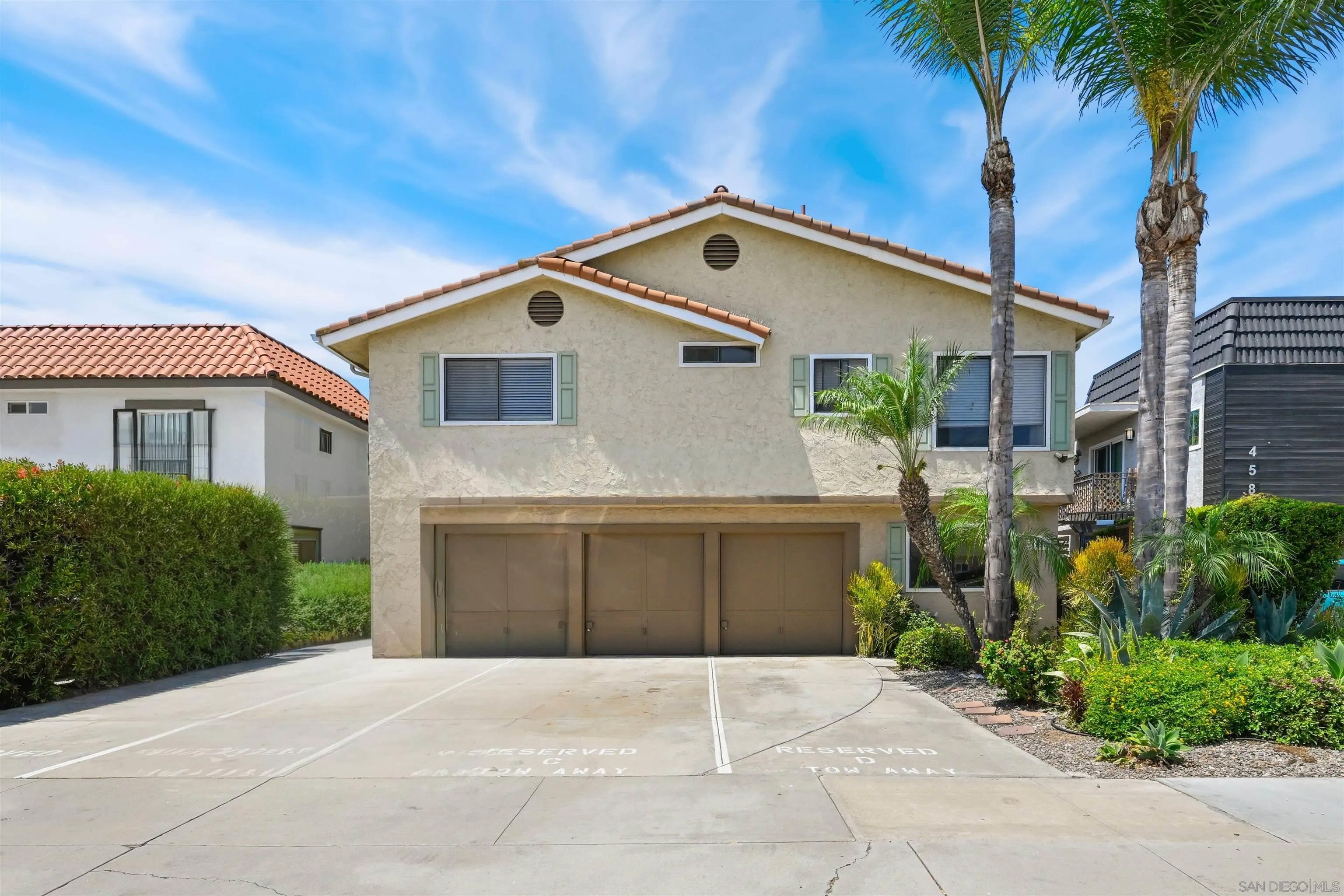 4576 Hawley 5 — photo