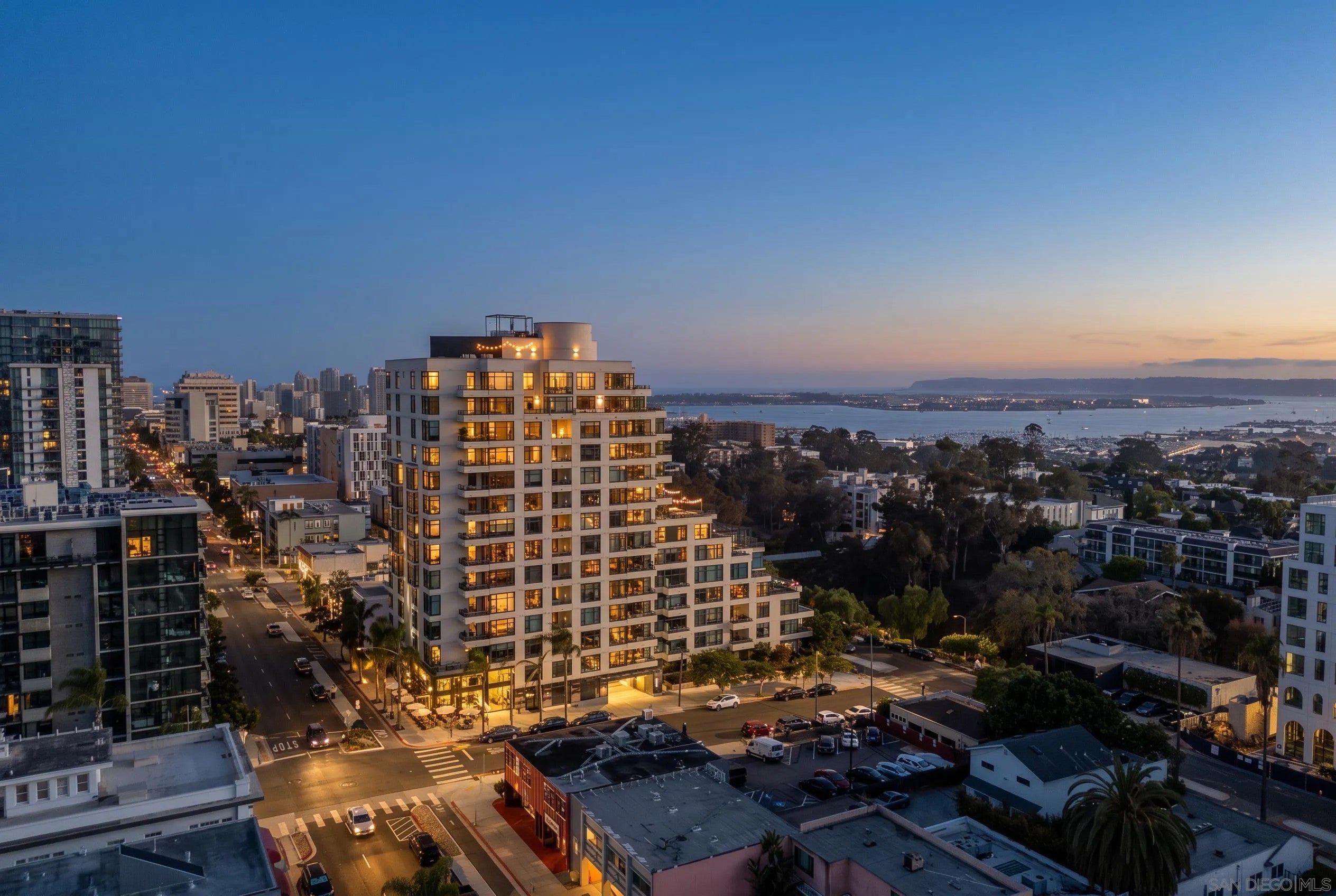 475 Redwood Street 801 — photo