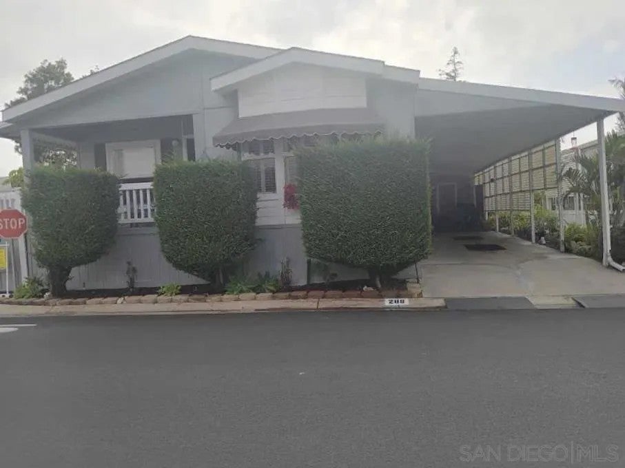 10770 Black Mtn Rd 286 — photo
