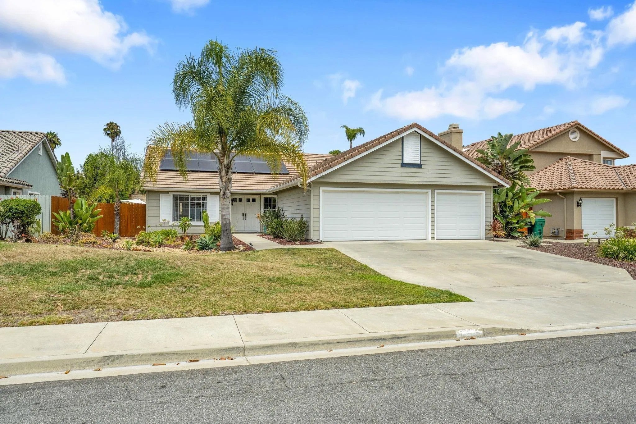 5521 Daybreak Ct — photo