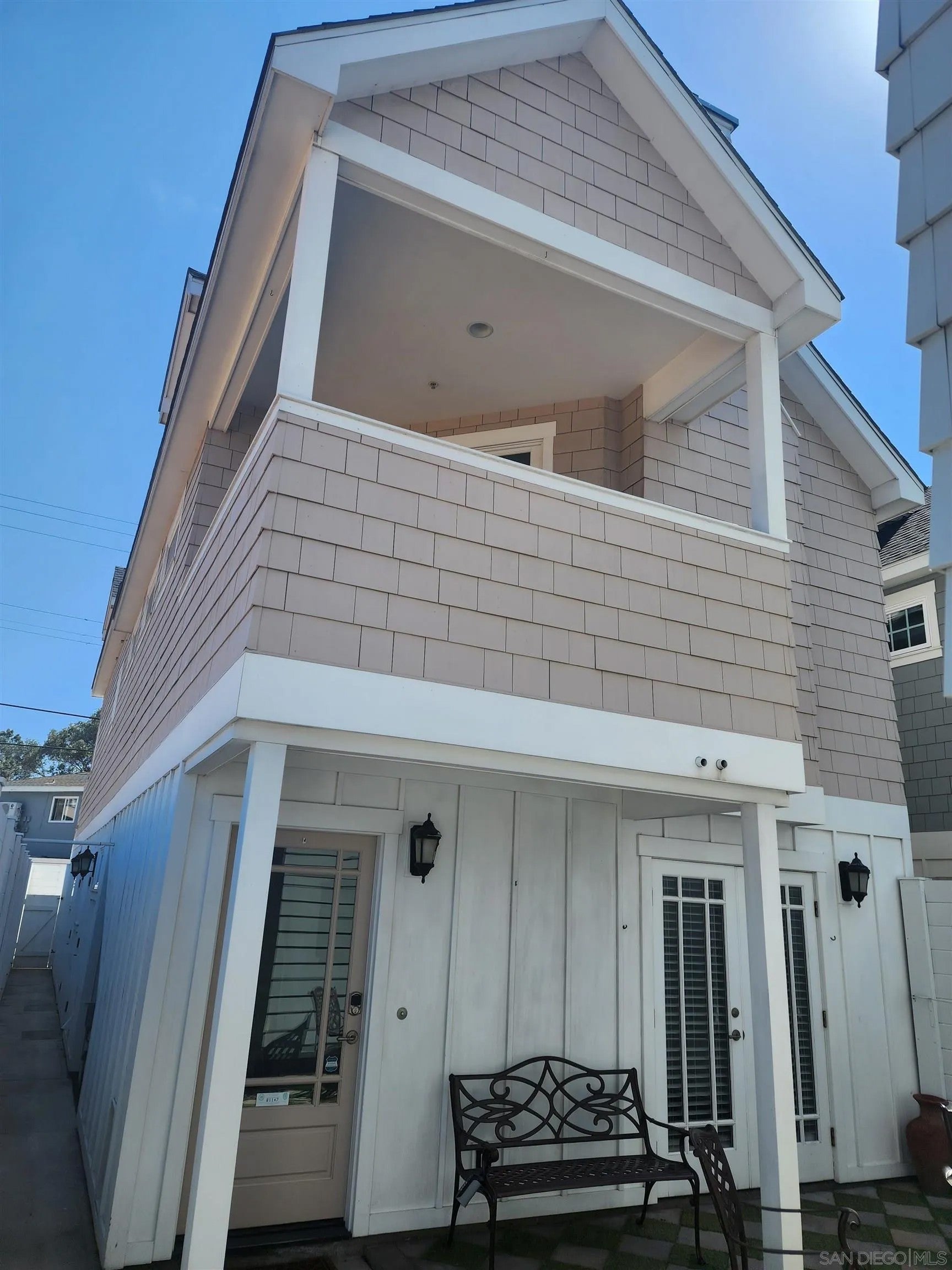 851 G Ave — photo