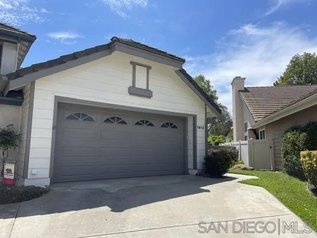 1810 Spyglass — photo