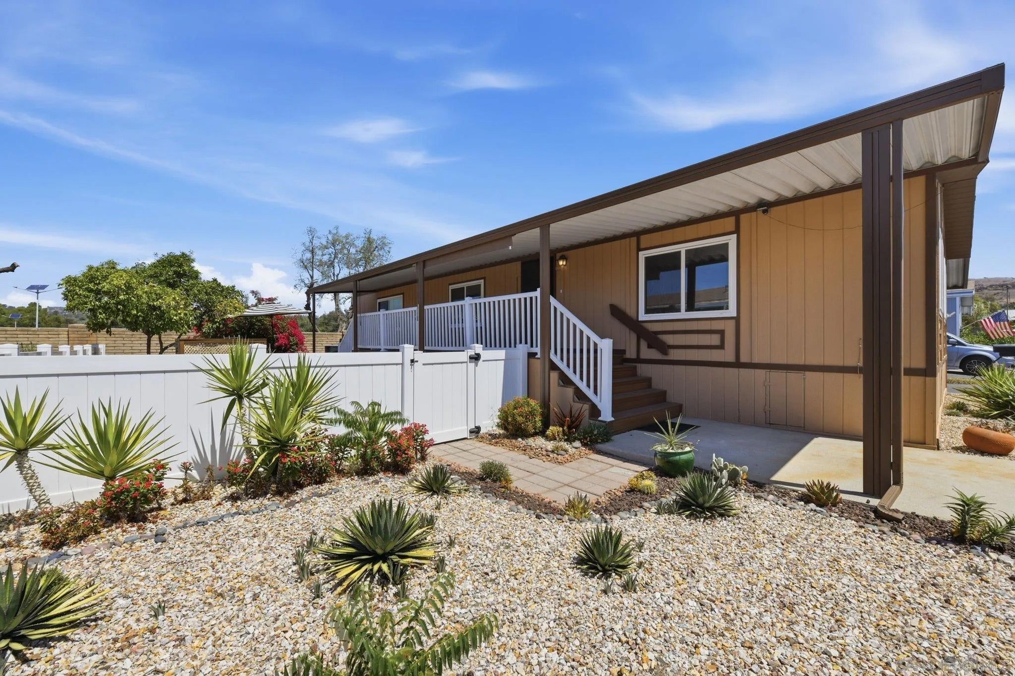11949 Riverside Dr 176 — photo