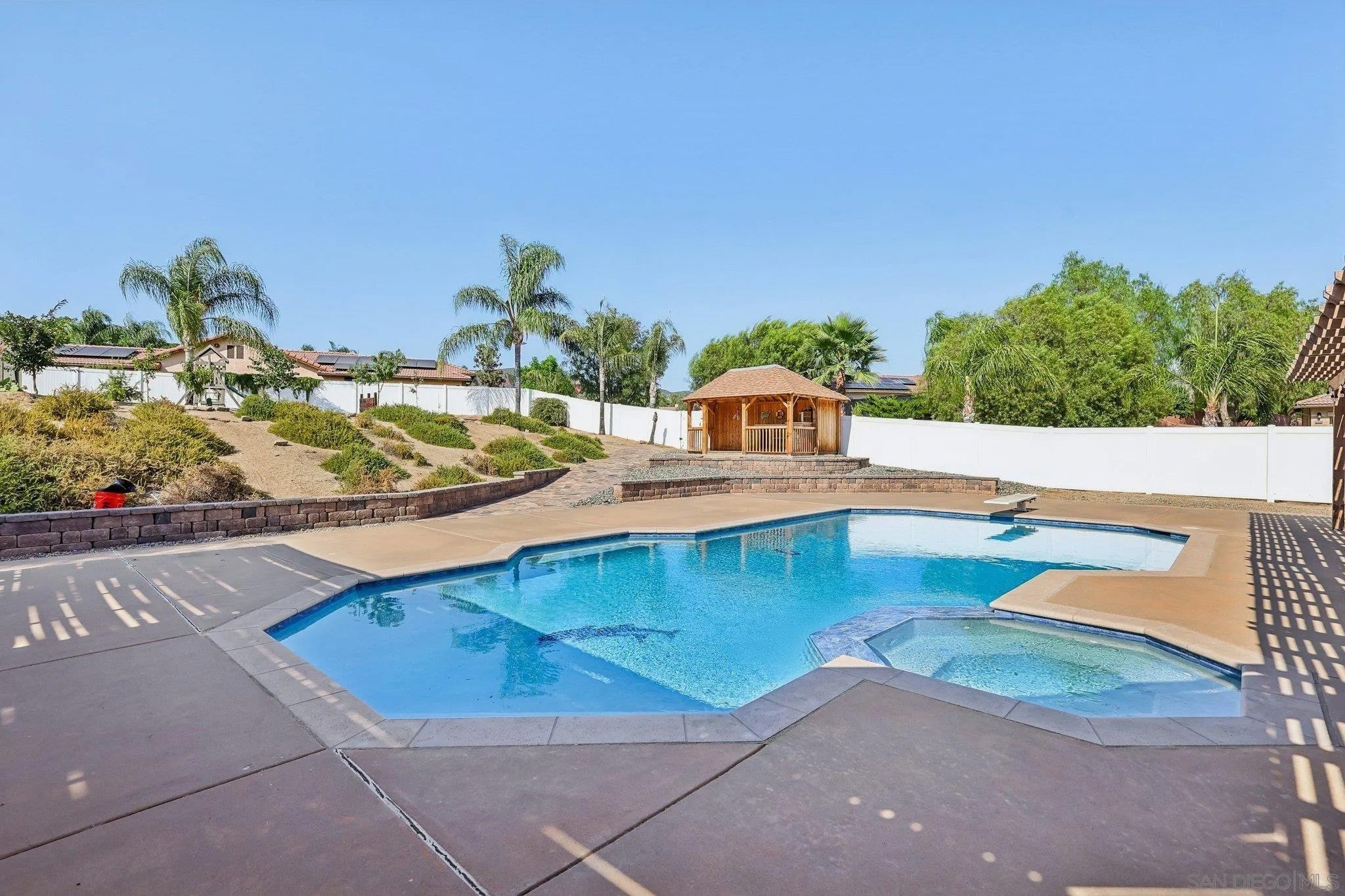 16548 Open View — photo