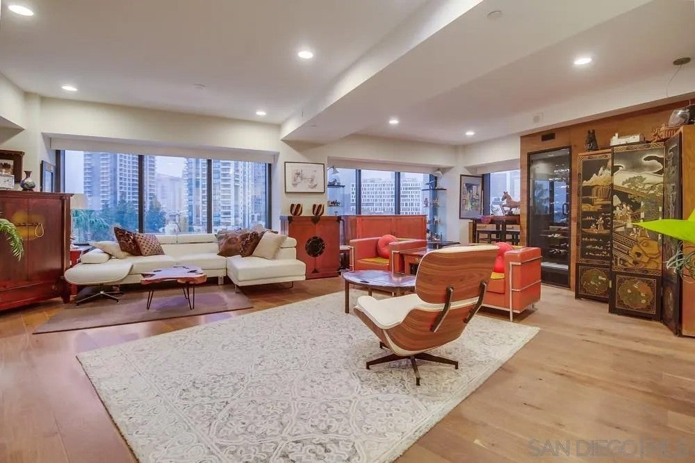 100 Harbor Drive 605 — photo