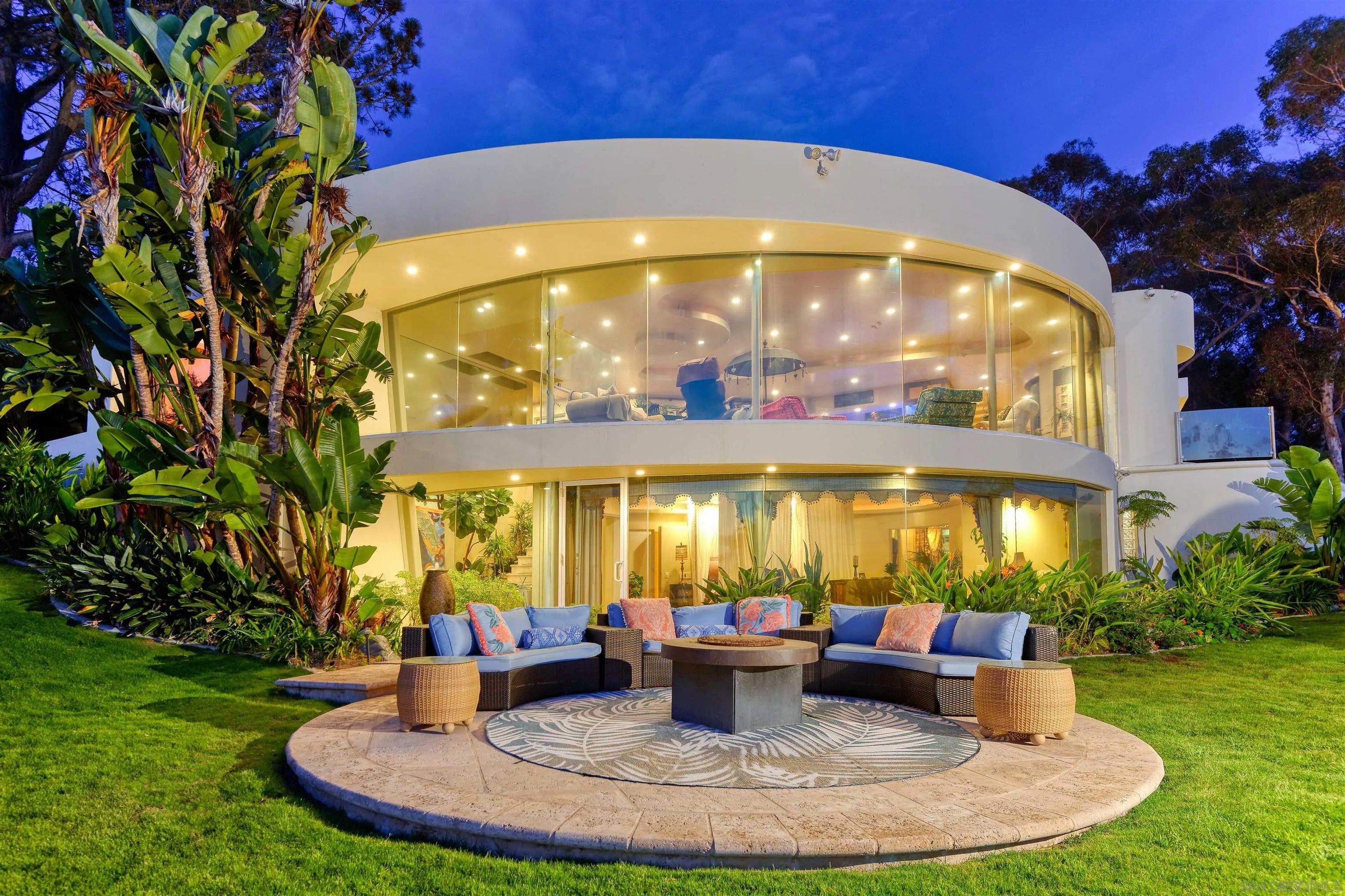 9090 La Jolla Shores Ln. — photo