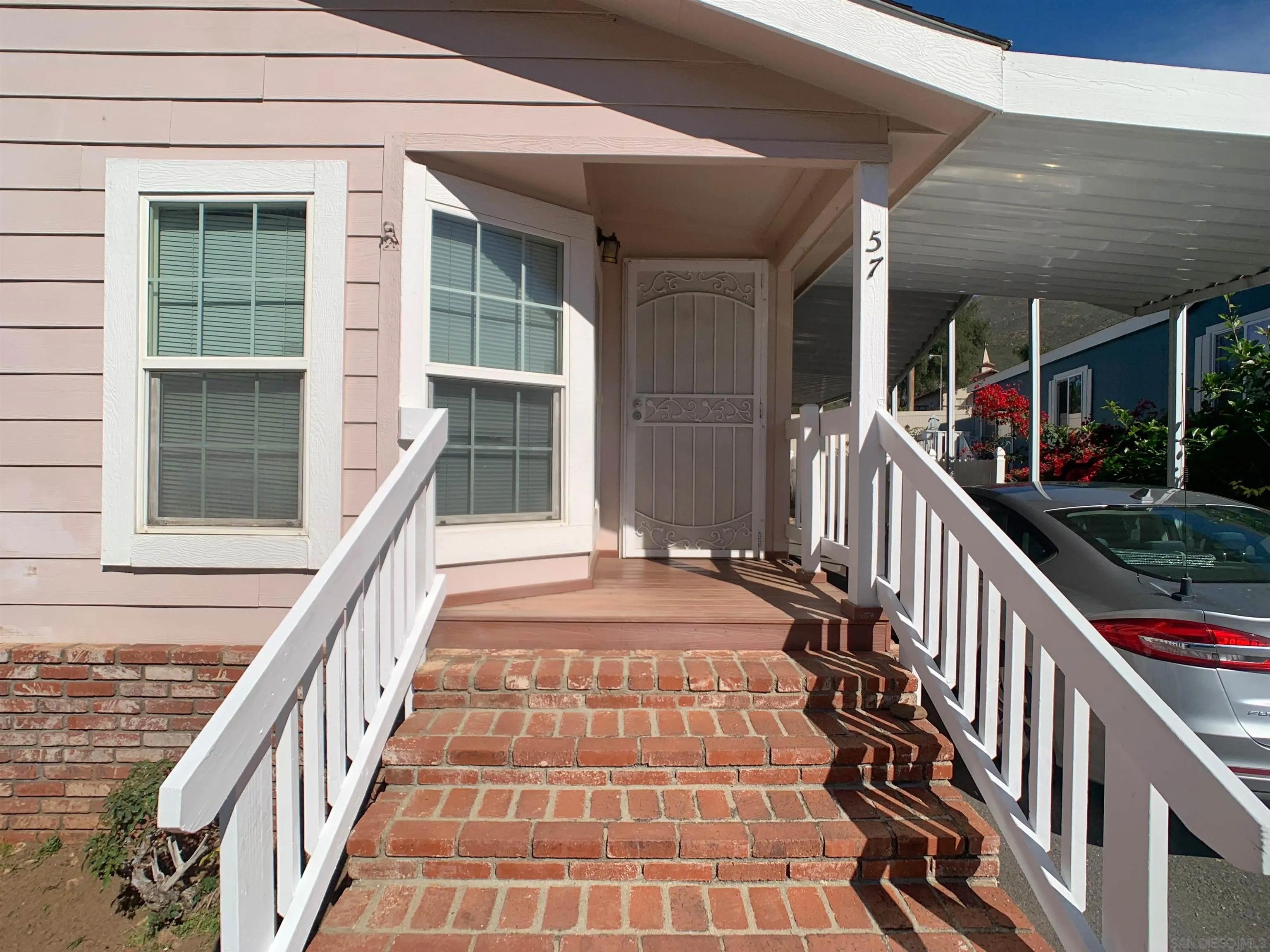 3505 Alpine Blvd Spc 57 — photo