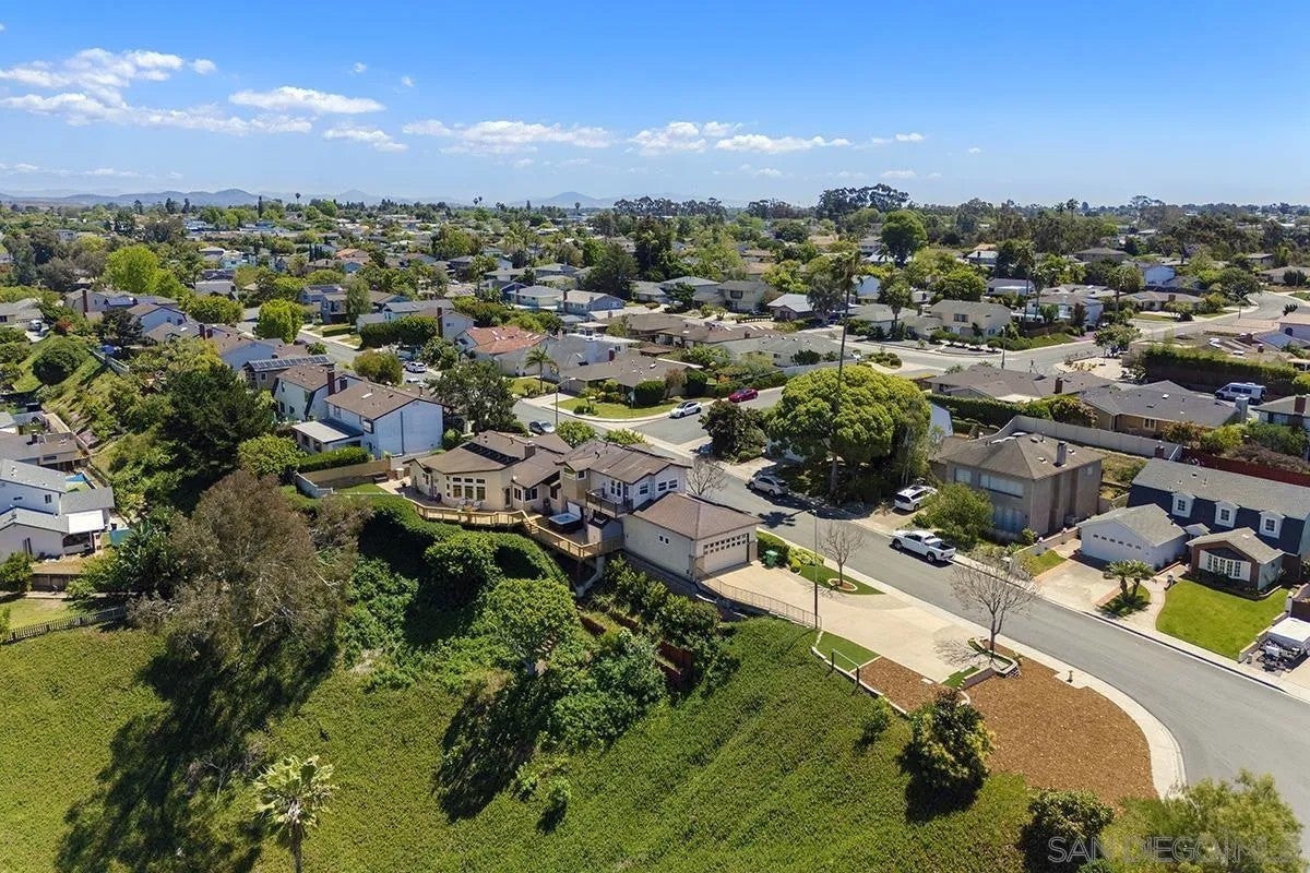 3190 Galloway Drive — photo