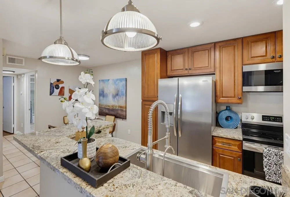 9169 Village Glen Unit 155 — photo