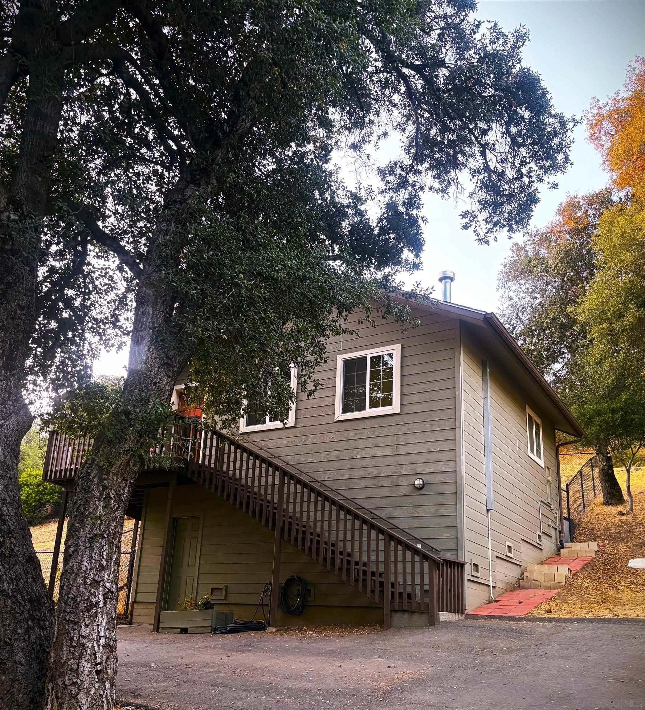 2735 Salton Vista Dr — photo