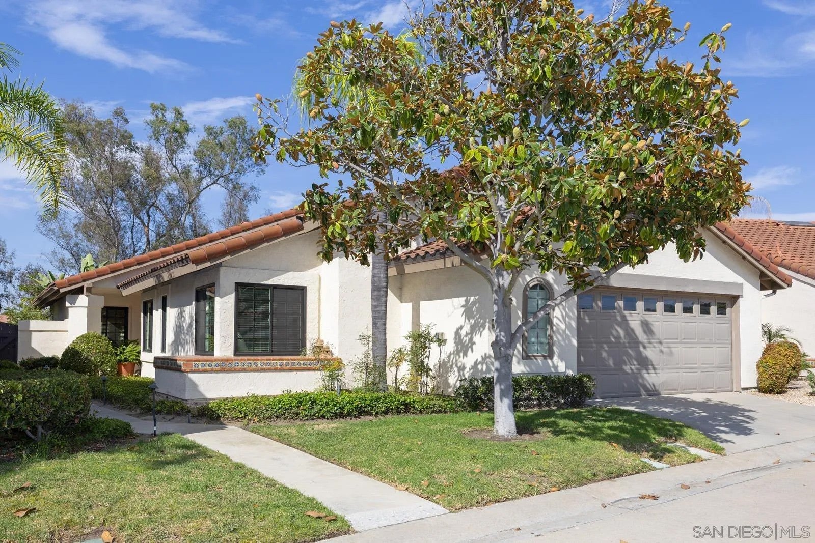 17680 Caminito Hercuba — photo