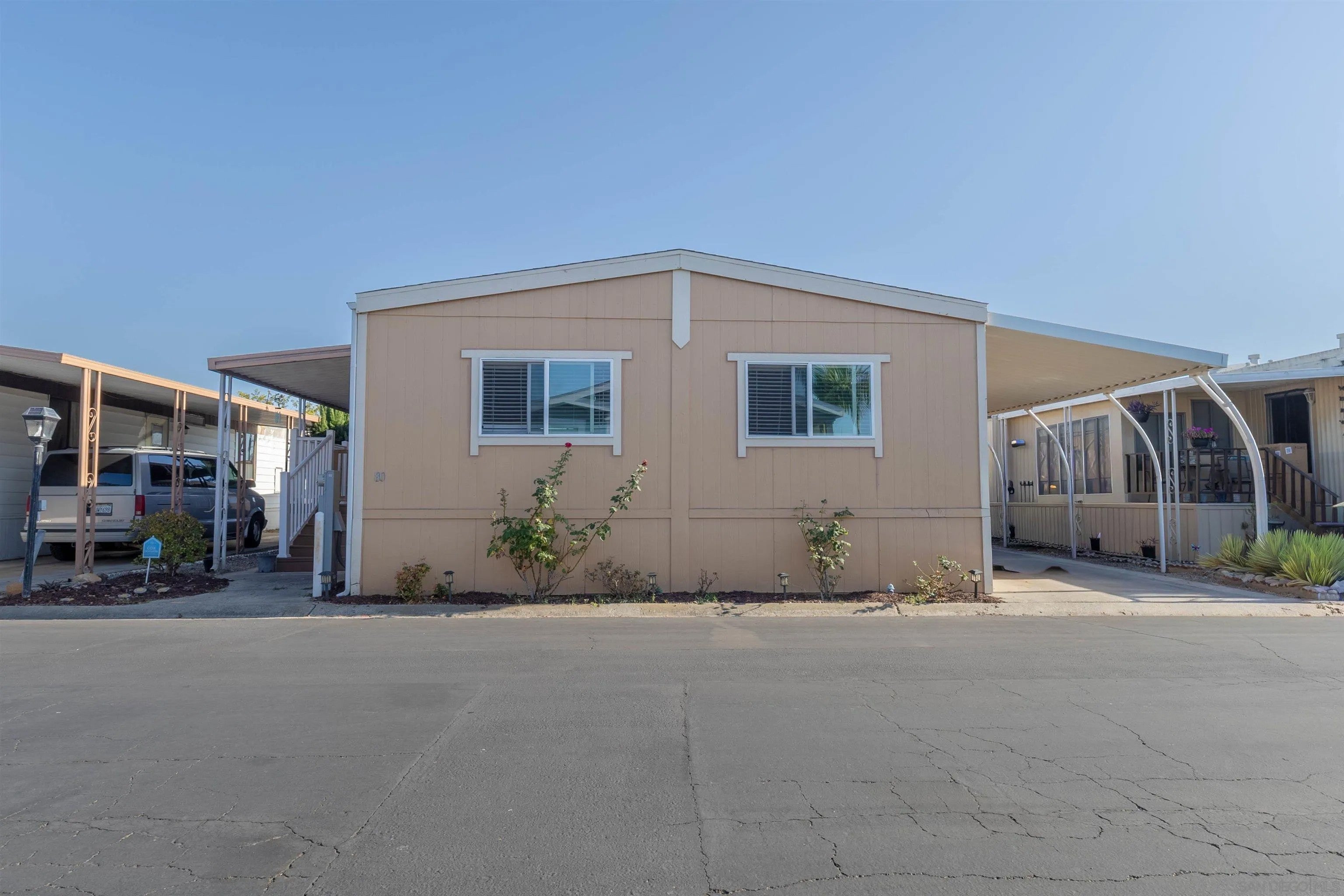 4660 N. River Road 80 — photo
