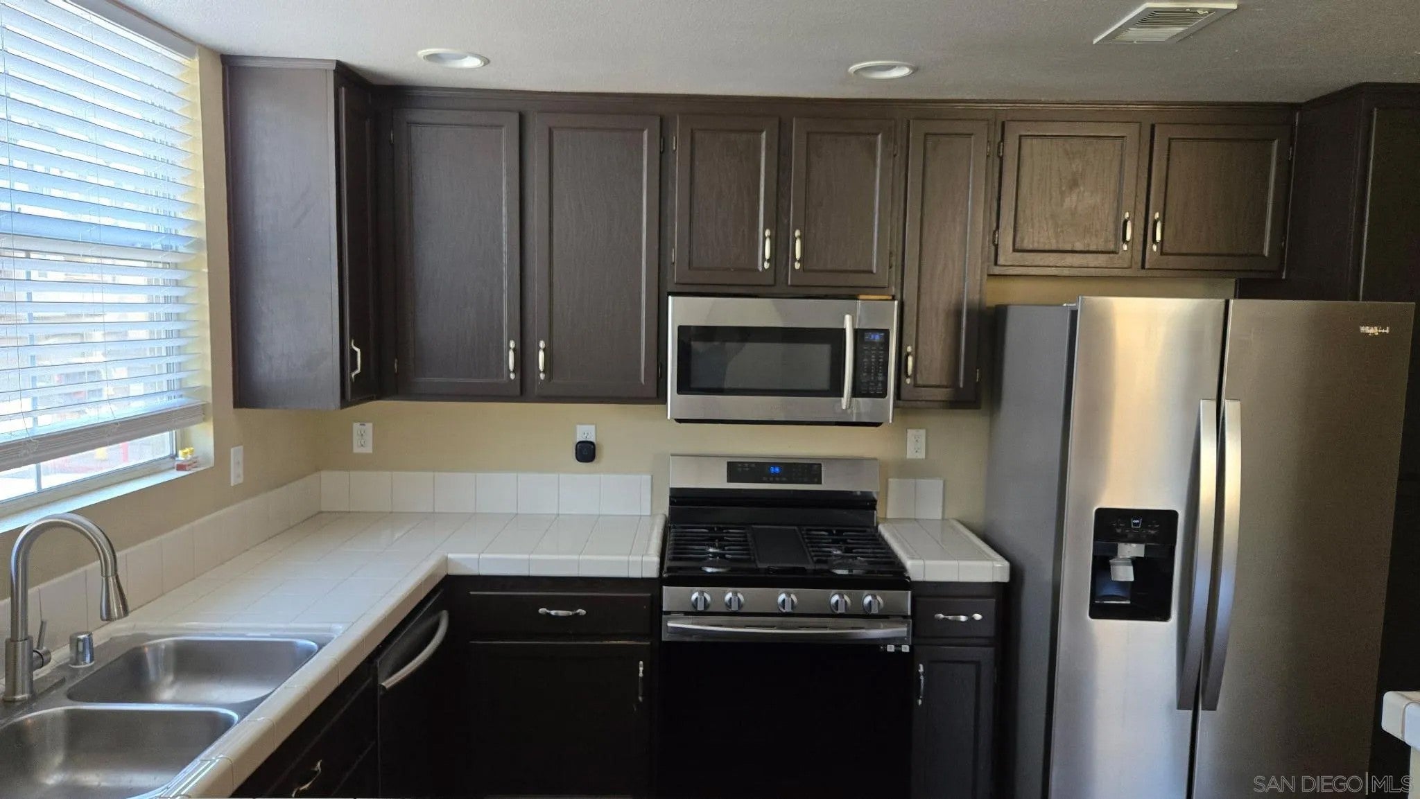 1356 Nicolette Ave 1413 — photo