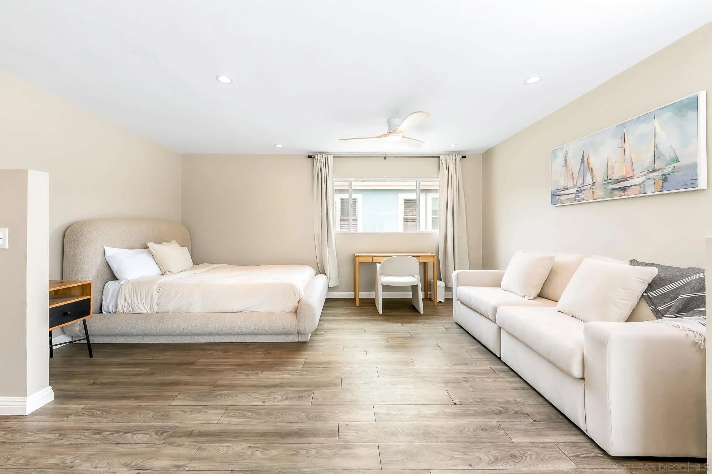 1943 Coast a — photo